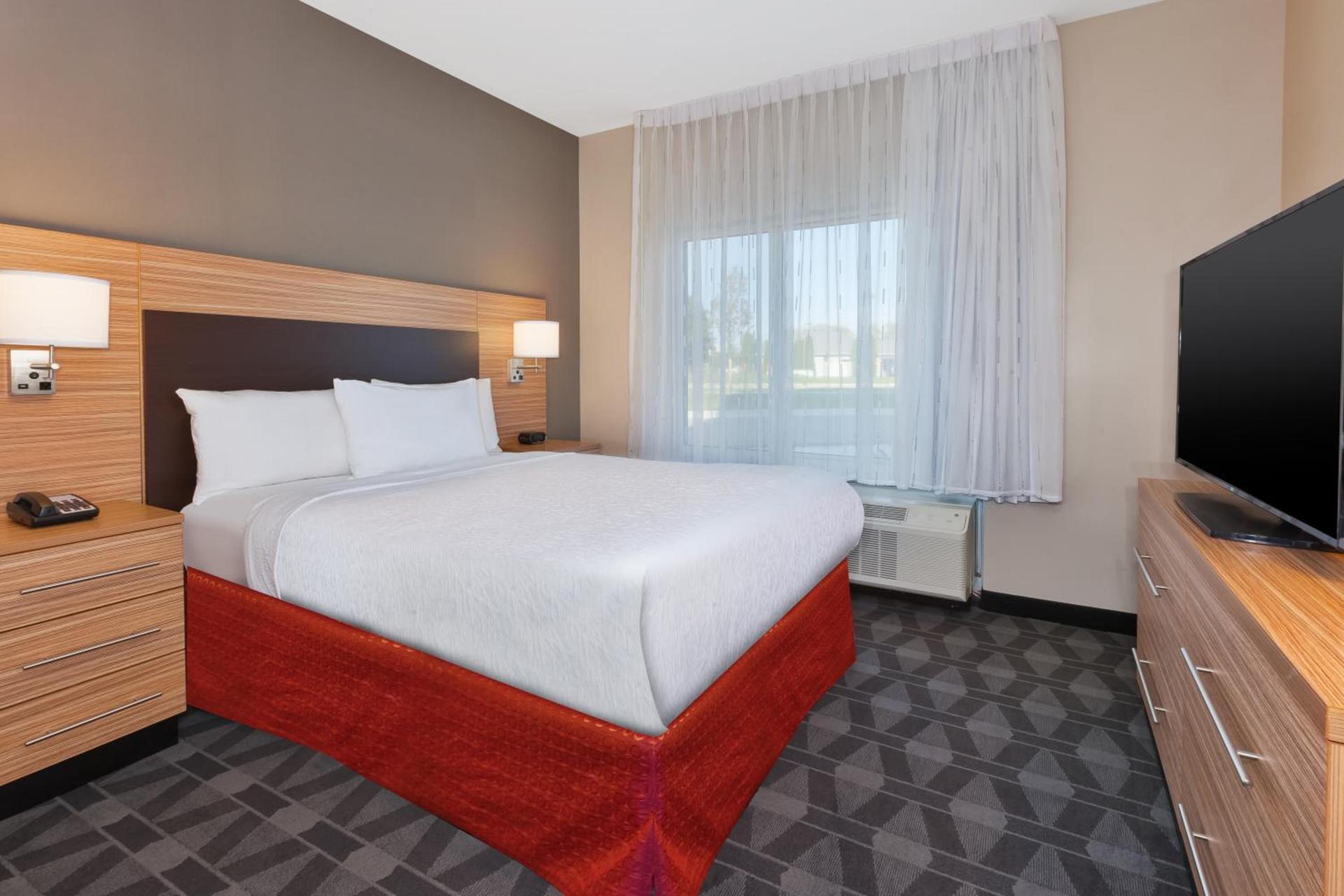 TownePlace Suites by Marriott Grand Rapids Airport Southeast photo 17