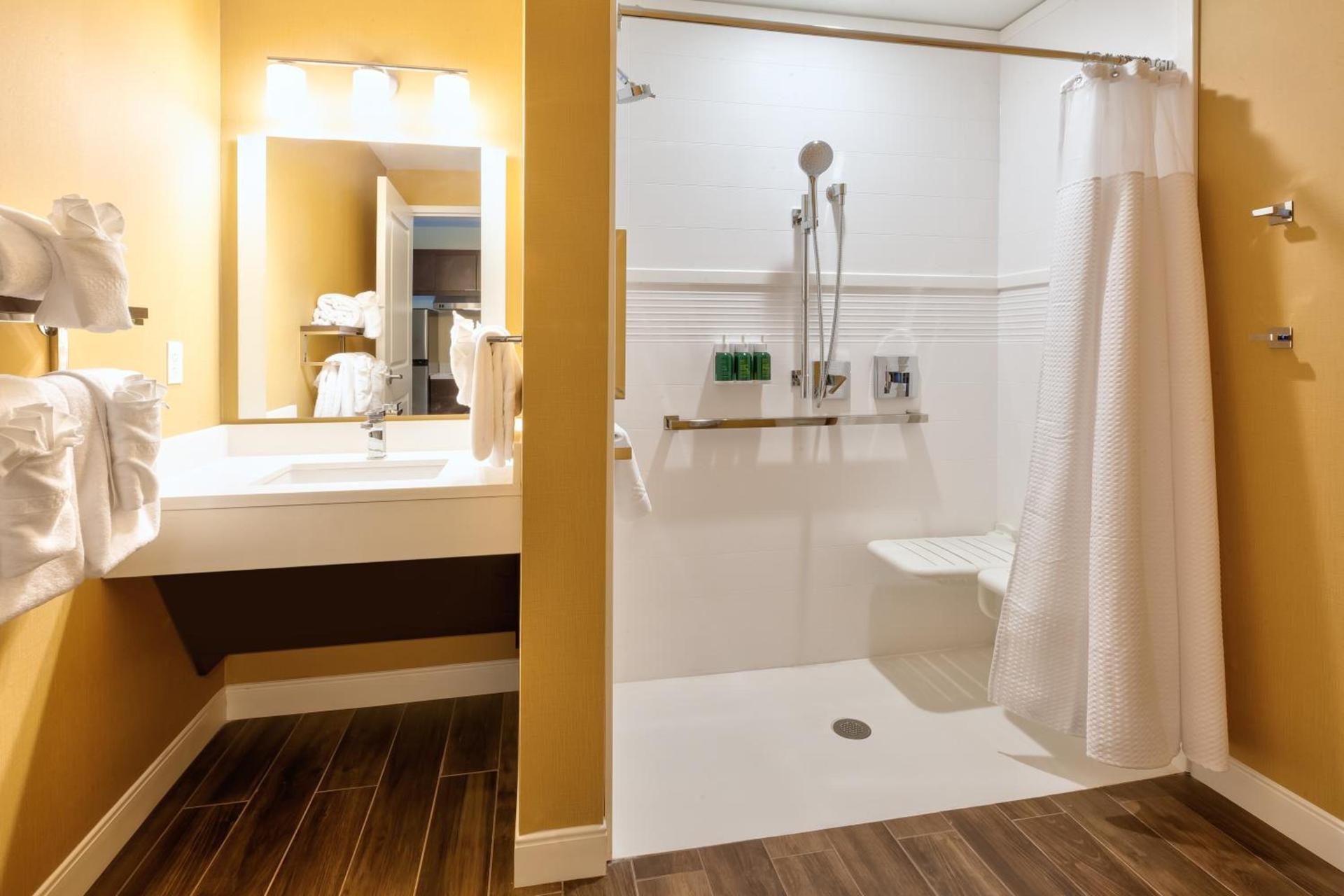 TownePlace Suites by Marriott Grand Rapids Airport Southeast photo 28