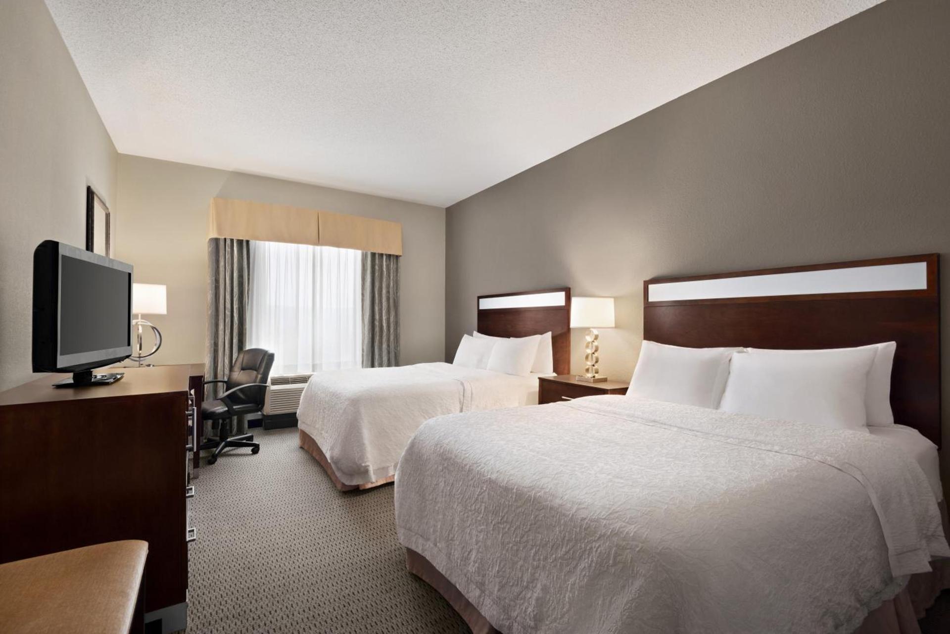 Hampton Inn & Suites - Mansfield photo 21