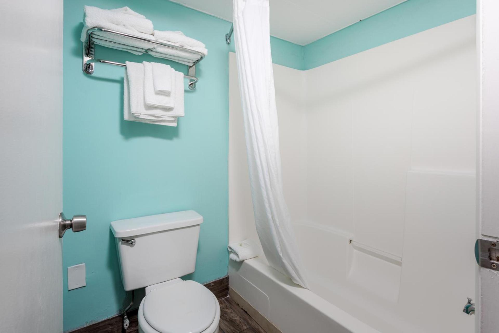 Bikini Beach Resort photo 36