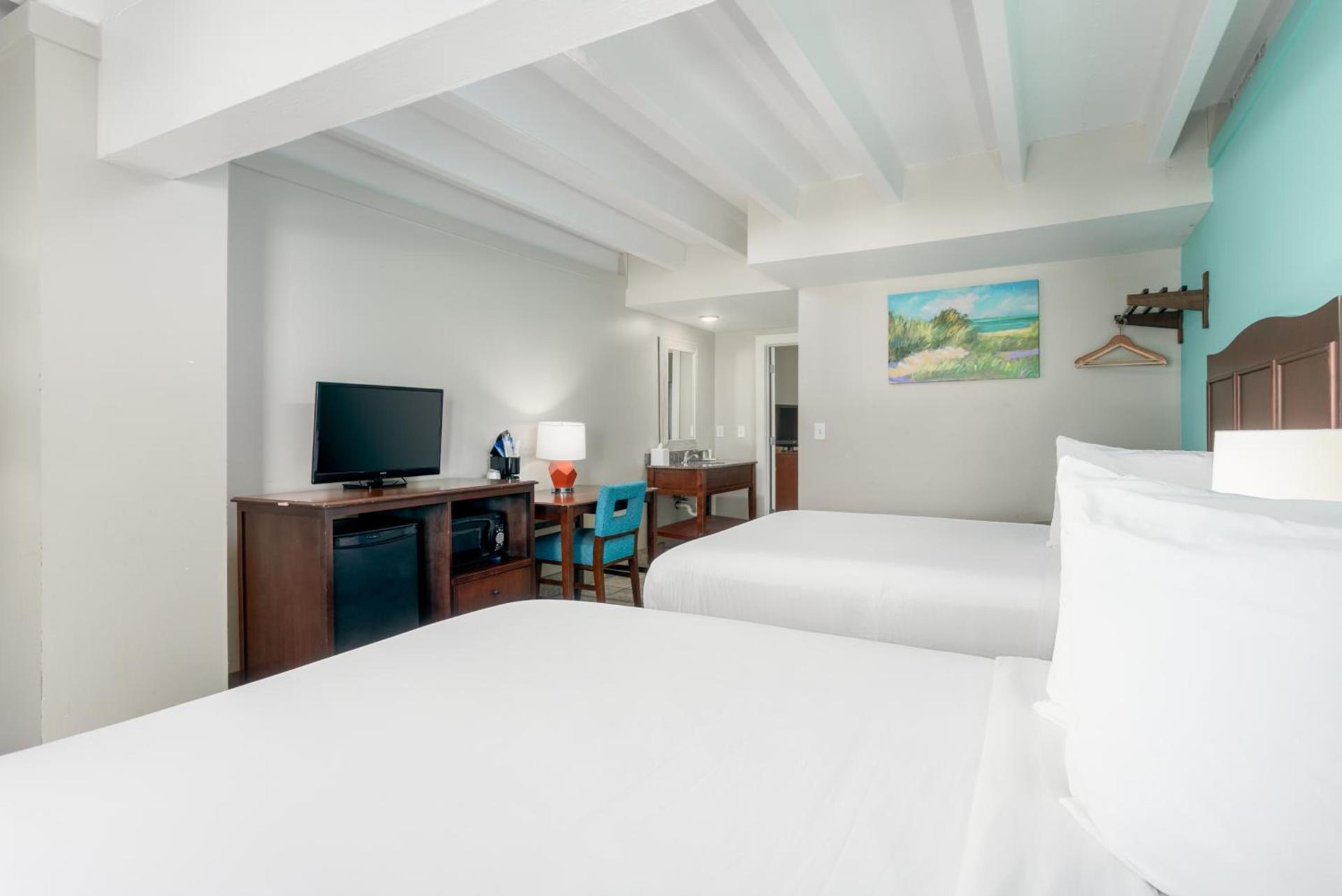 Bikini Beach Resort photo 37