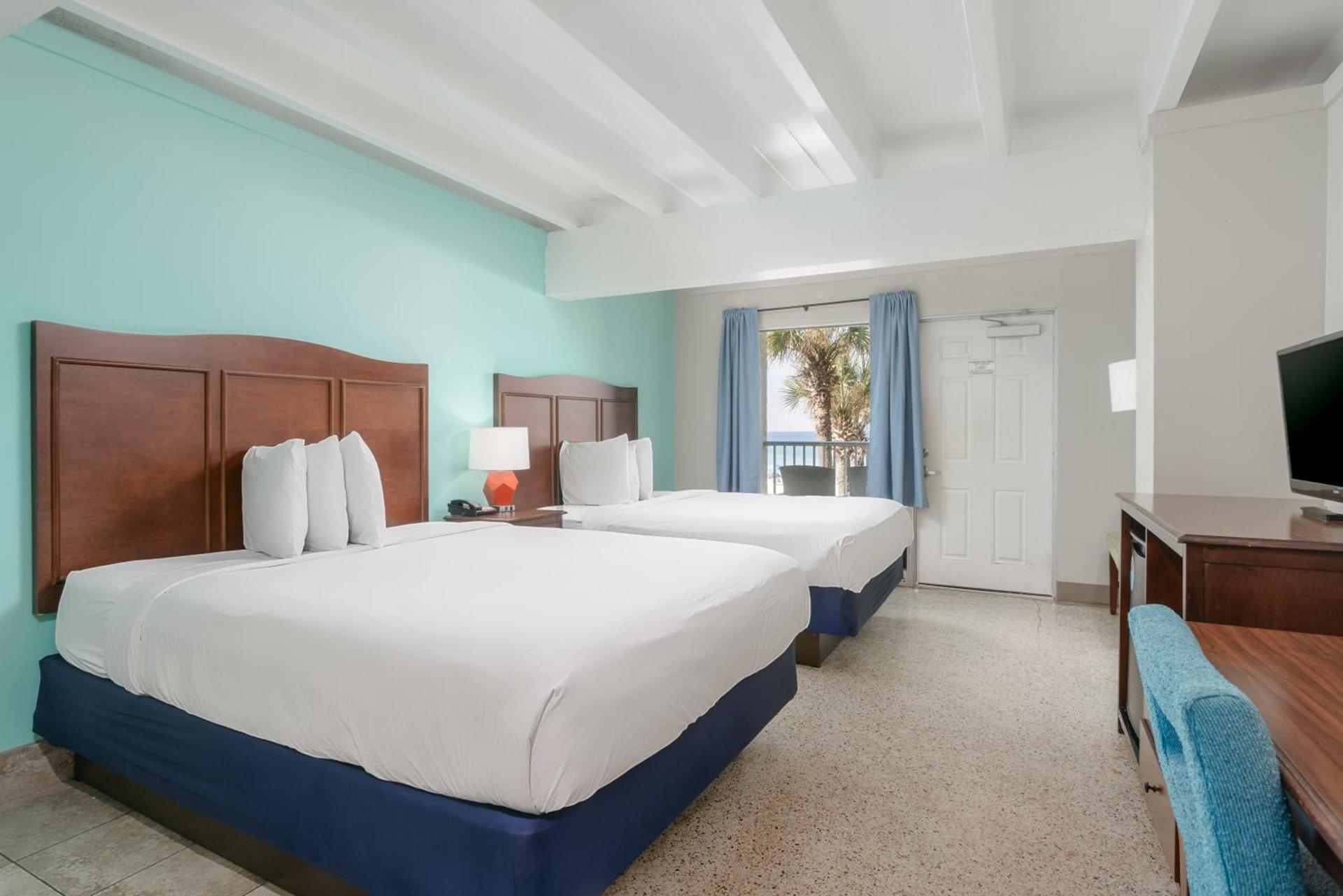Bikini Beach Resort photo 15