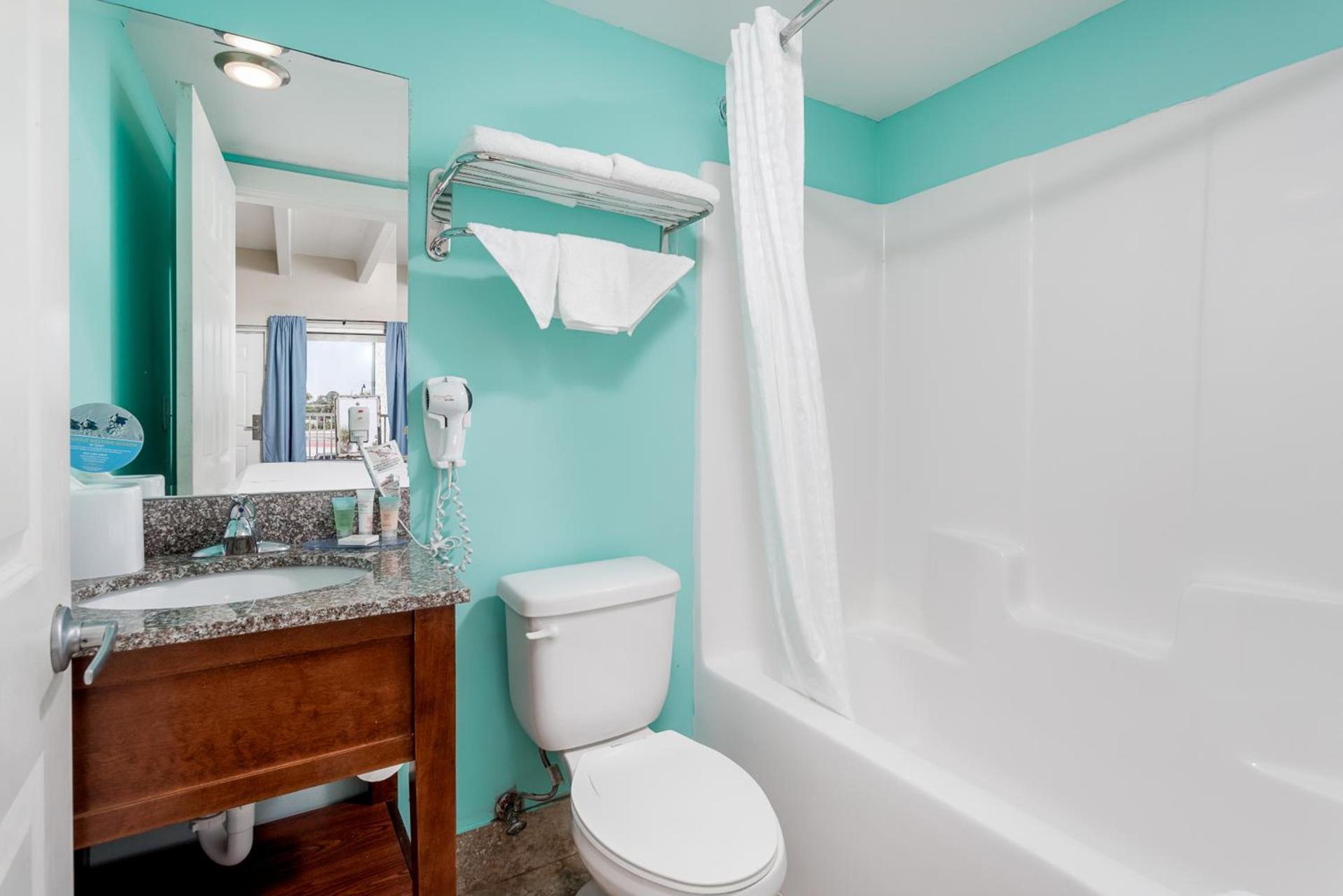 Bikini Beach Resort photo 18