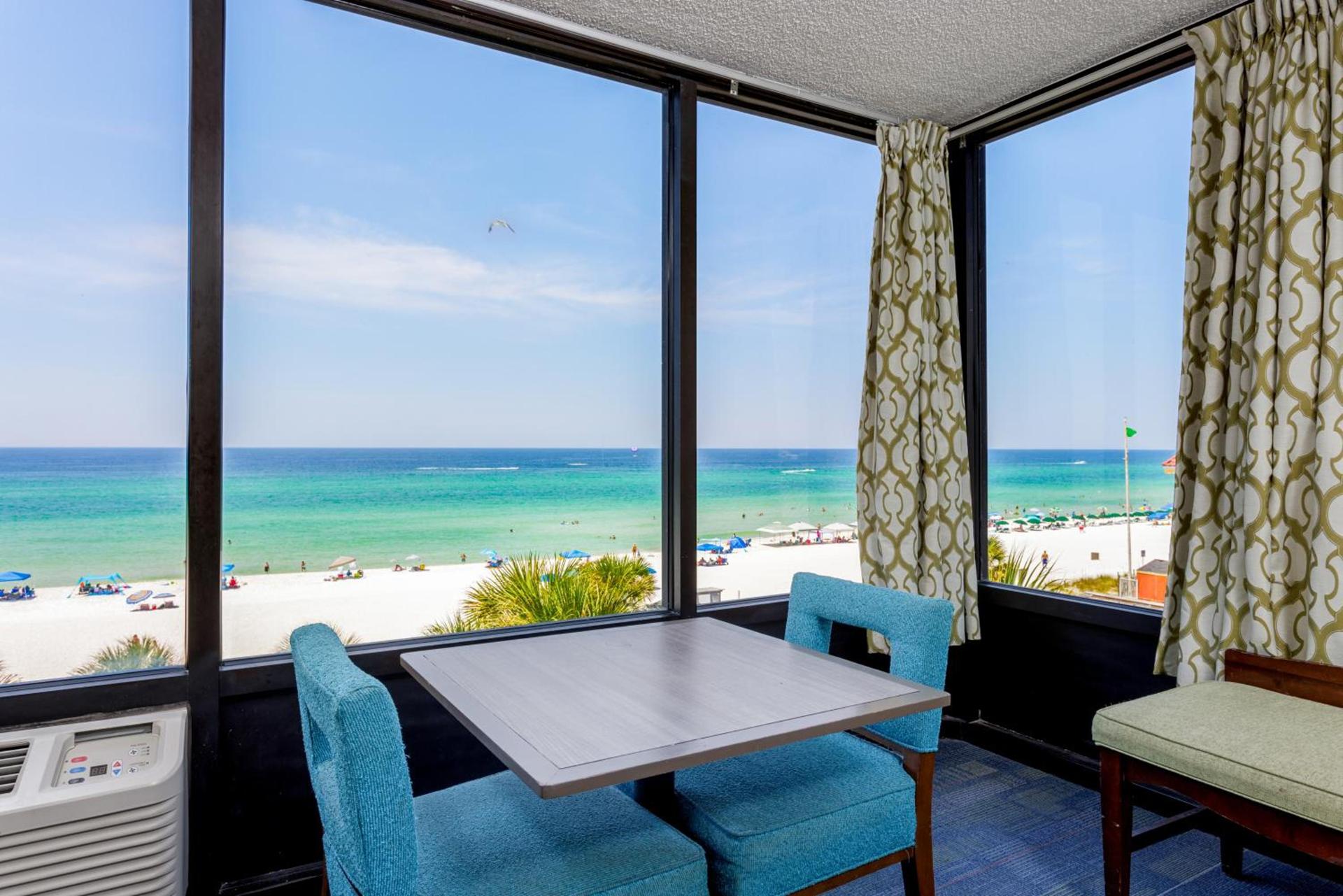 Bikini Beach Resort photo 42