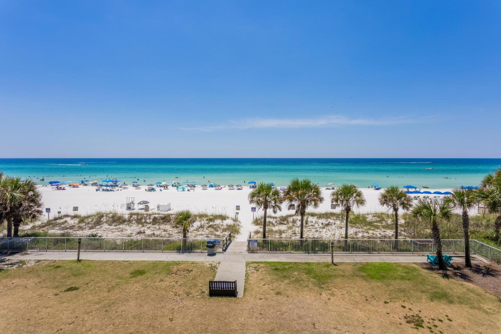Bikini Beach Resort photo 47