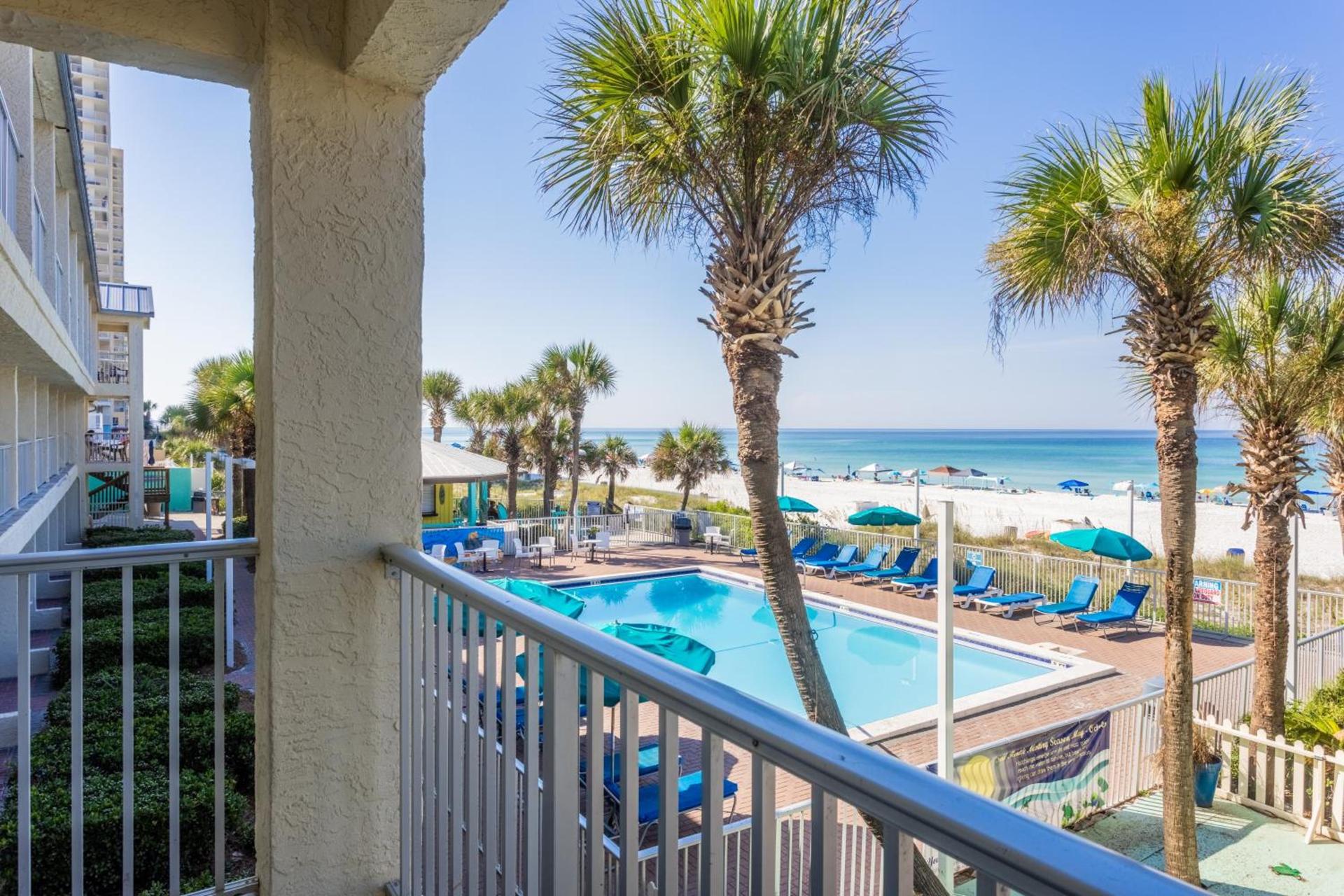 Bikini Beach Resort photo 50