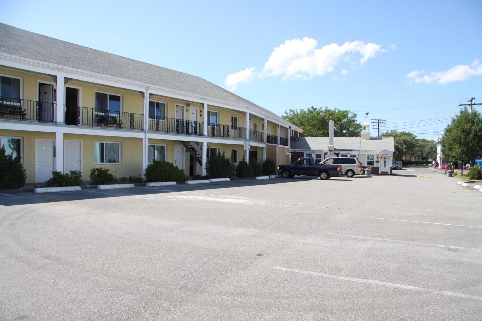 Cape Cod Inn photo 10