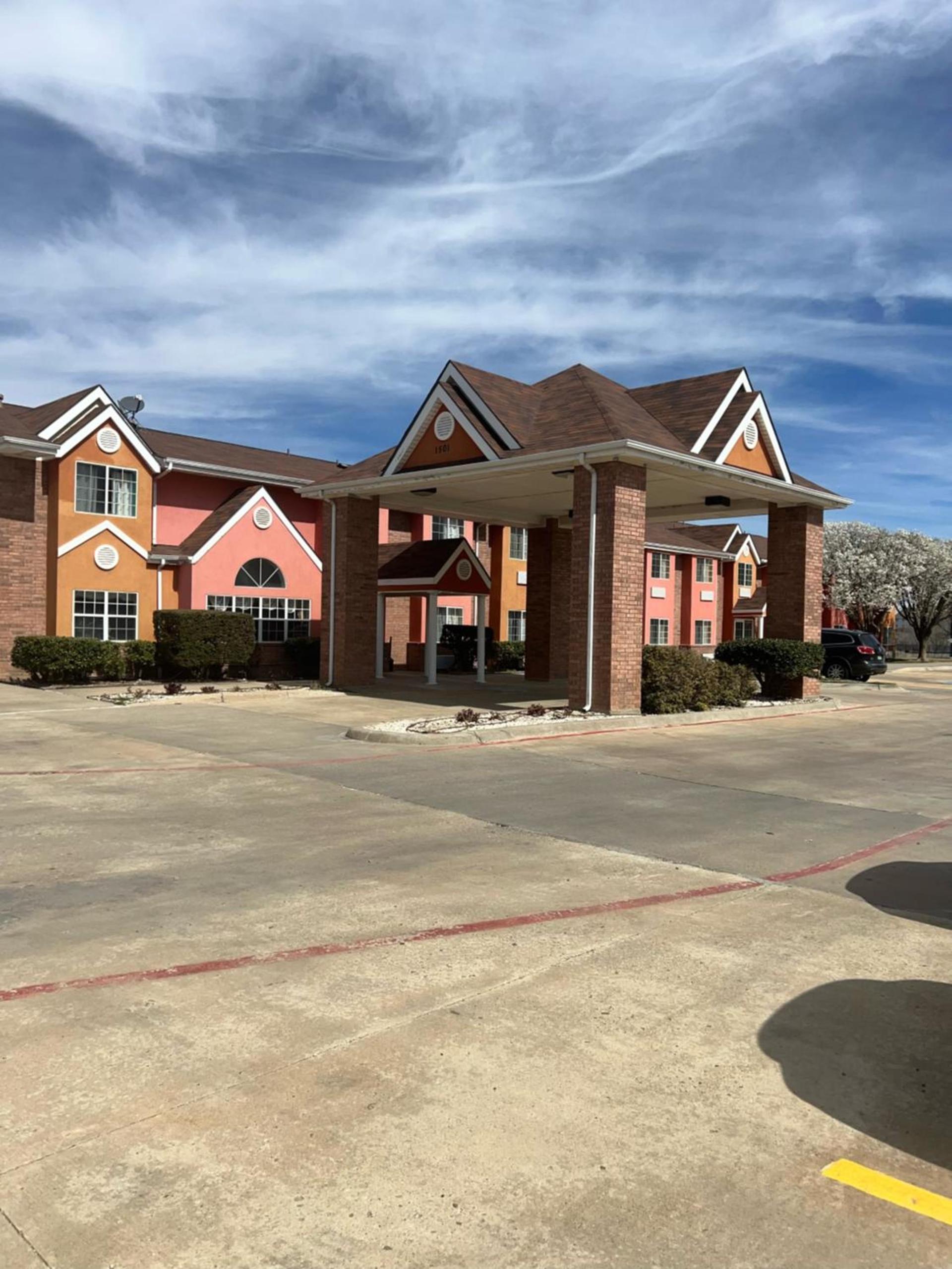 Microtel Inn & Suites by Wyndham Amarillo photo 18