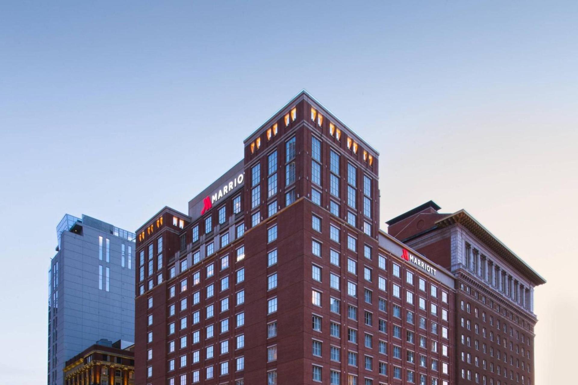 Marriott St. Louis Grand photo 3
