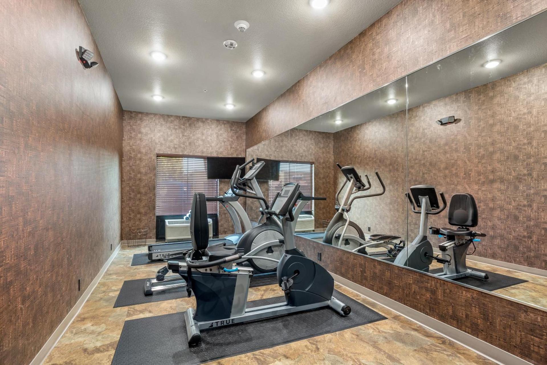 Cobblestone Hotel & Suites - Lynden photo 6