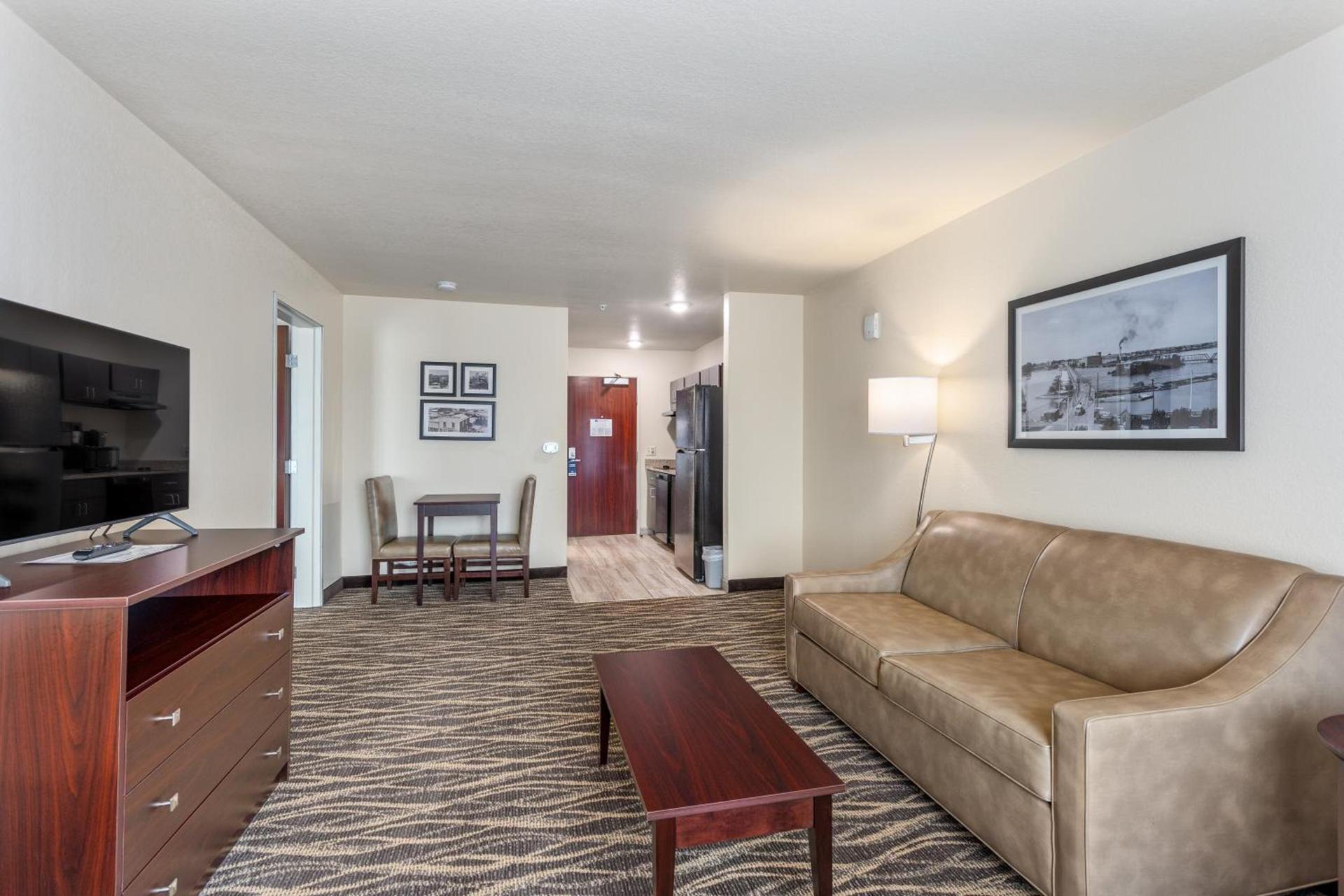 Cobblestone Hotel & Suites - Lynden photo 13