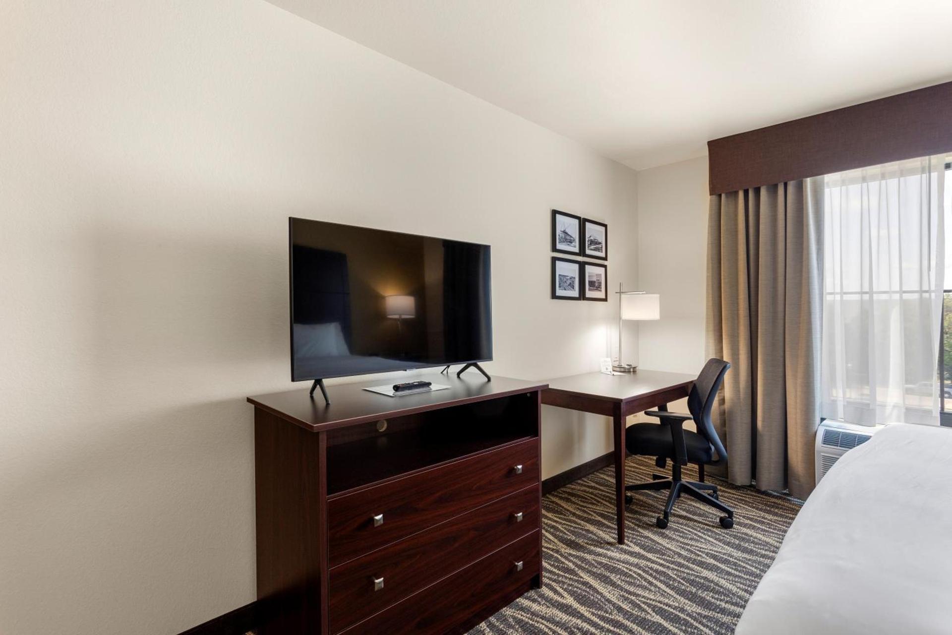 Cobblestone Hotel & Suites - Lynden photo 18