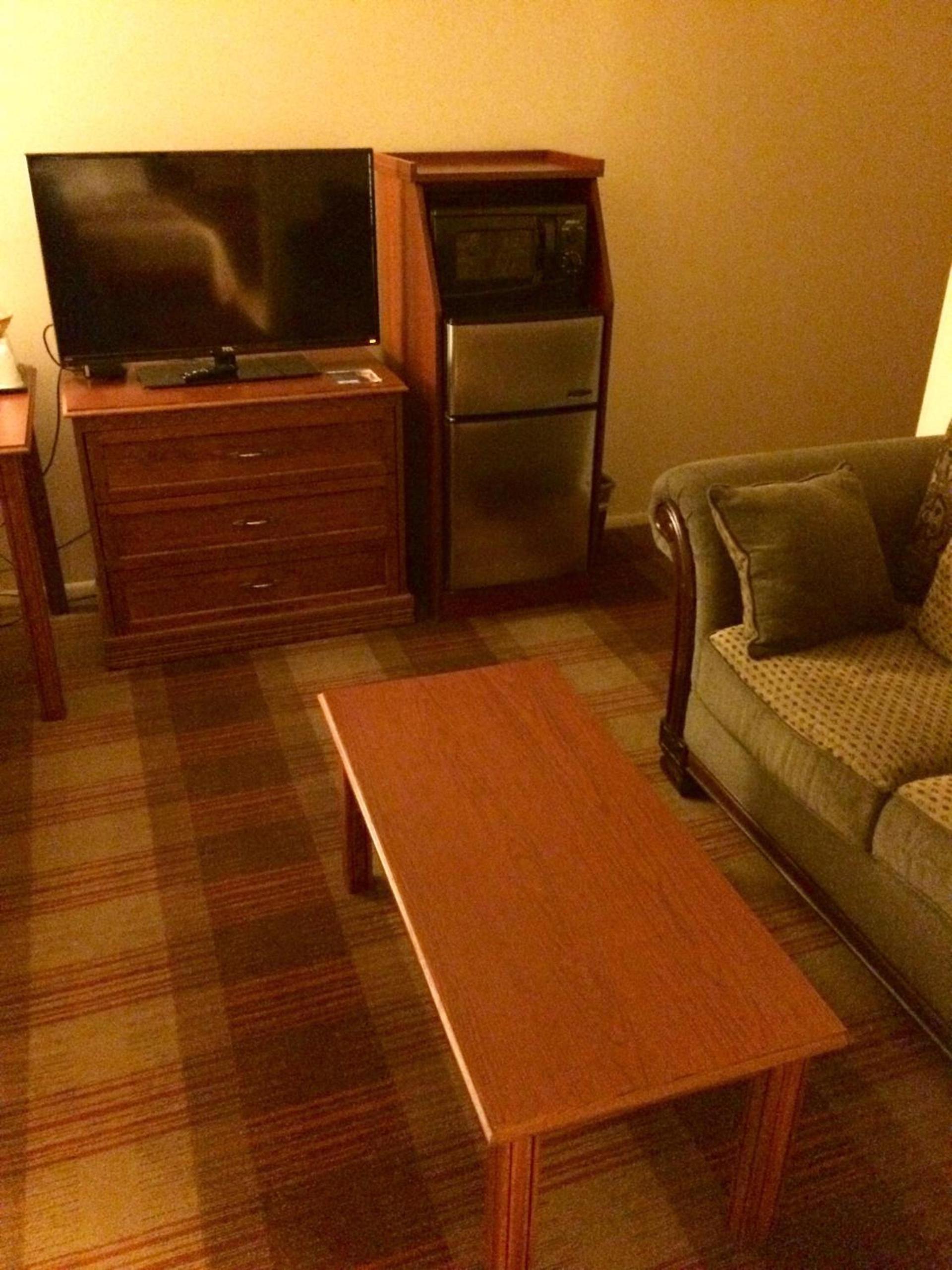 Super 8 by Wyndham Idaho Falls photo 17