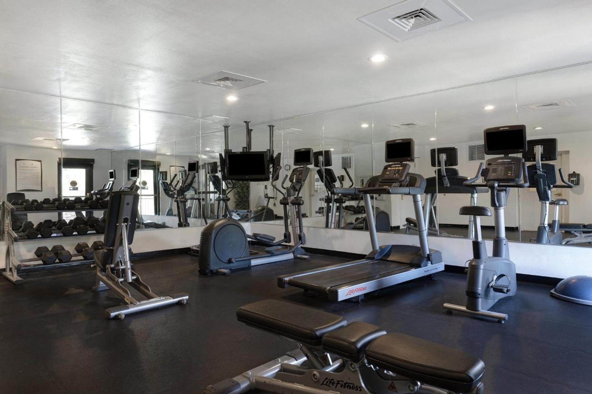 Staybridge Suites Tallahassee I-10 East by IHG photo 70