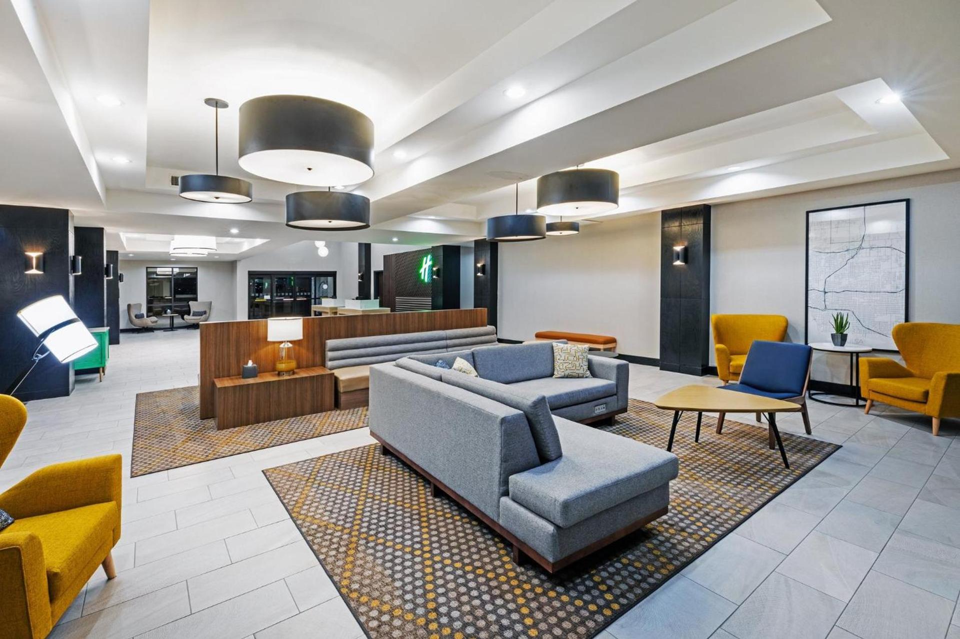 Holiday Inn Hotel & Suites Tulsa South by IHG photo 38