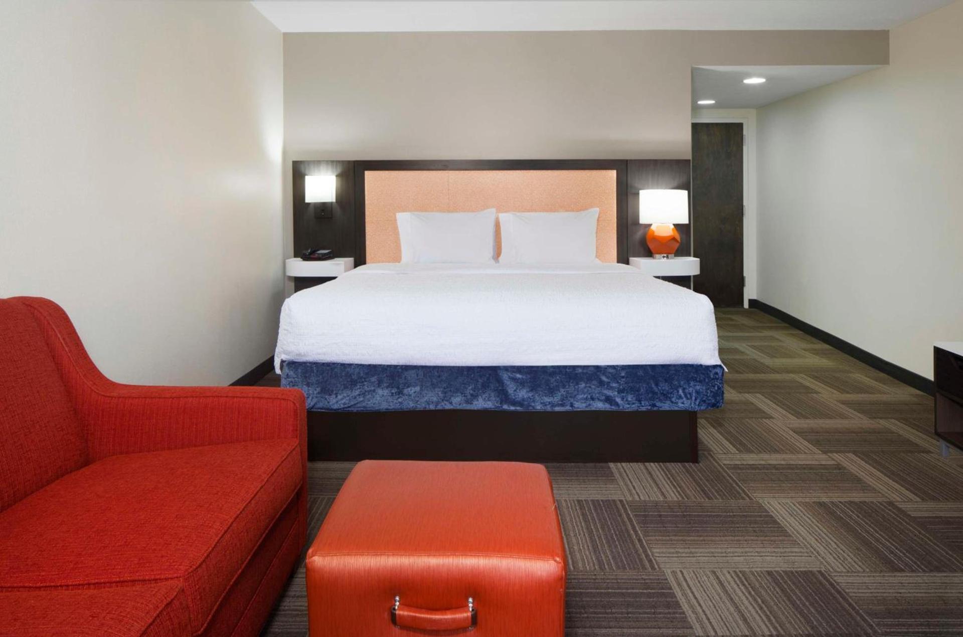 Hampton Inn Charleston-Southridge photo 19