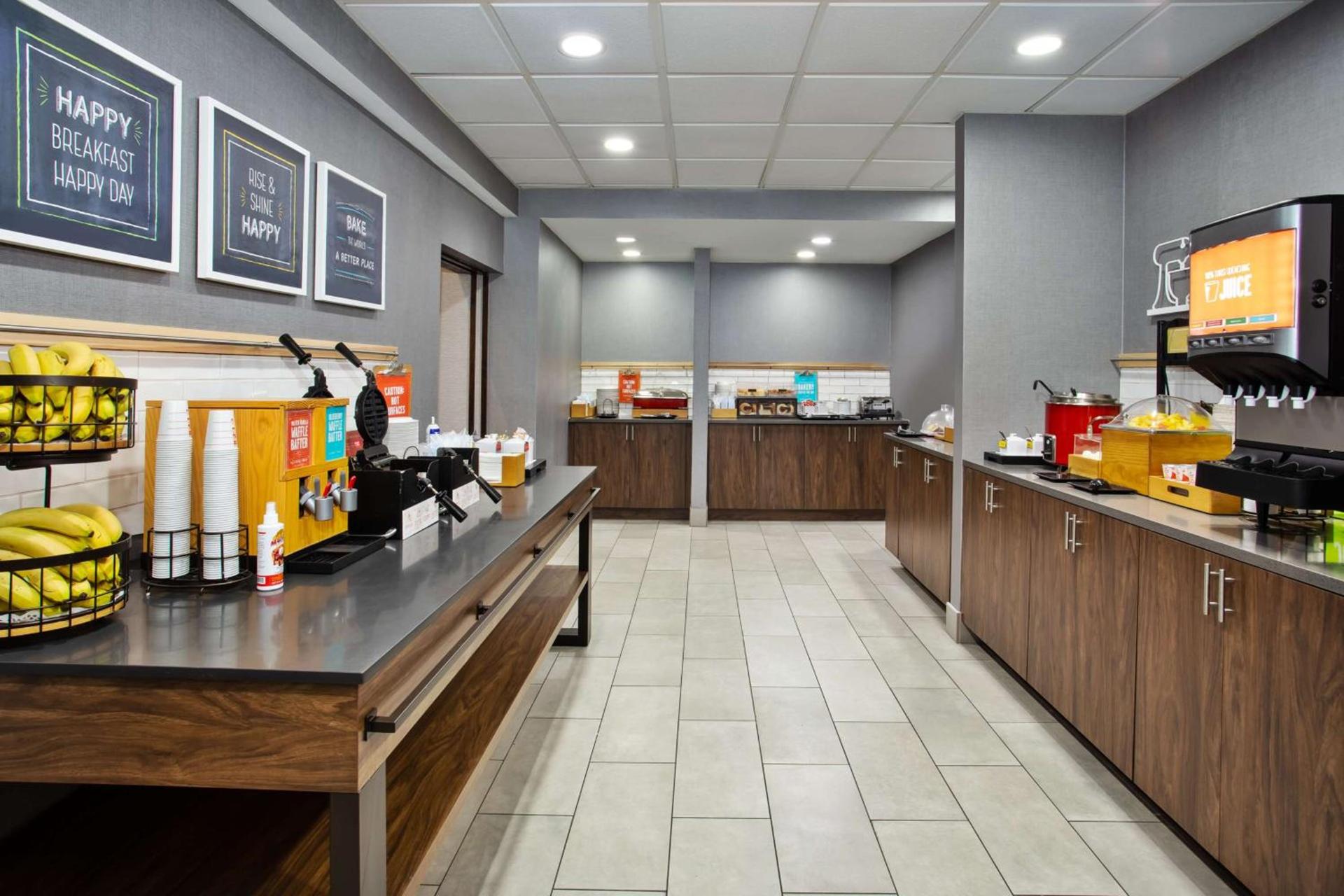 Hampton Inn & Suites Cape Coral / Fort Myers photo 15