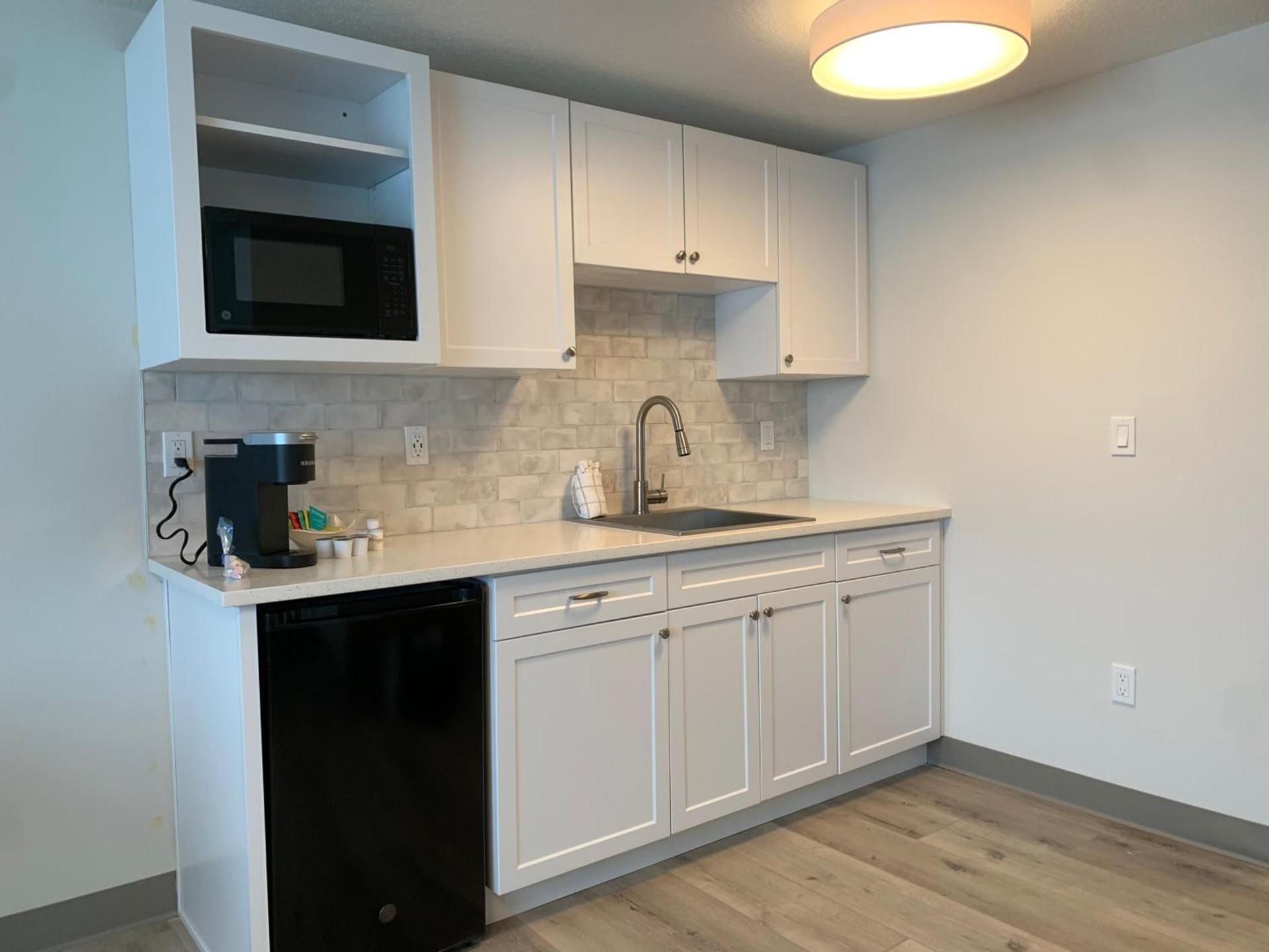 West Beach Suites photo 6