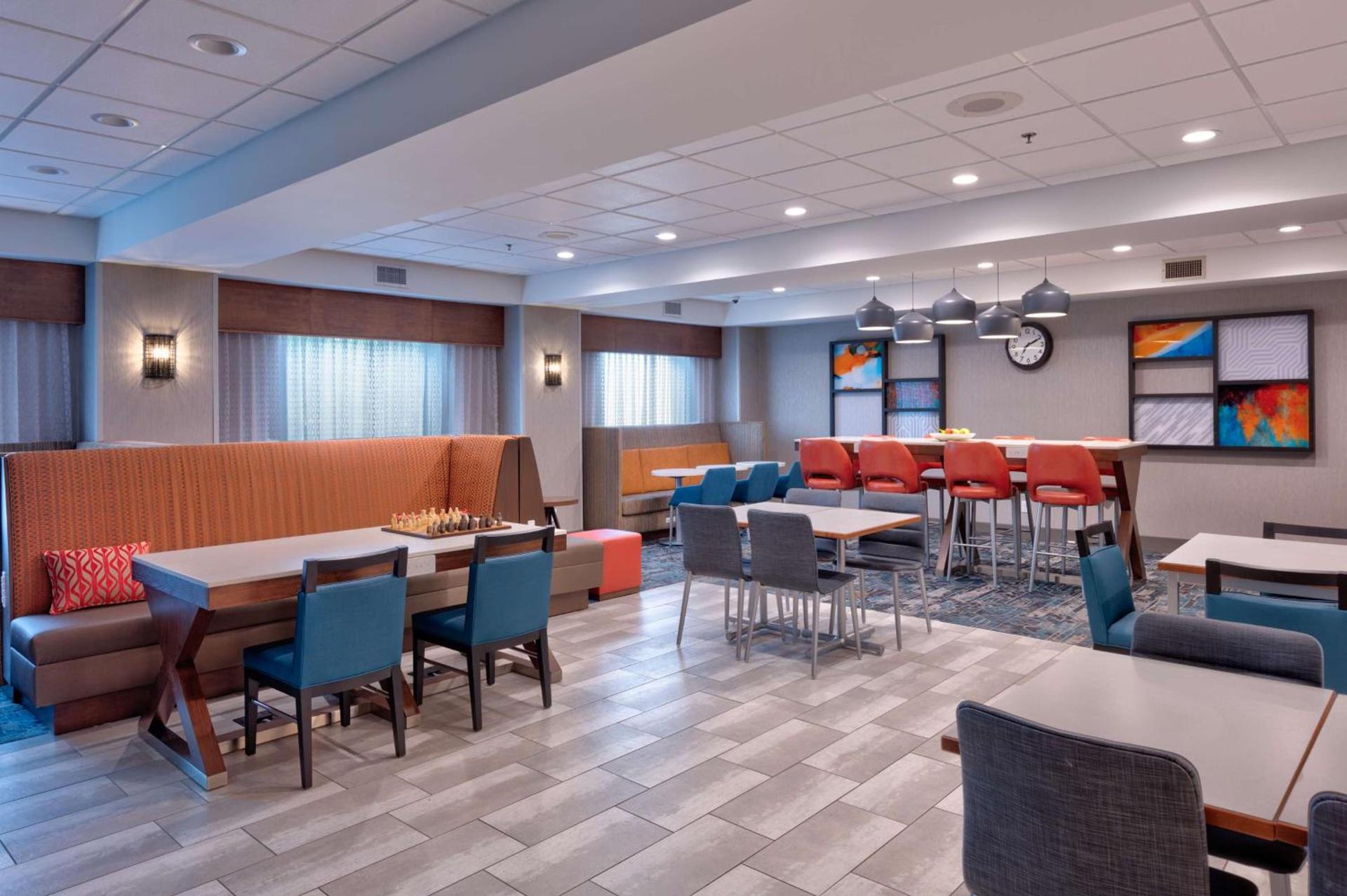 Hampton Inn Norfolk photo 3