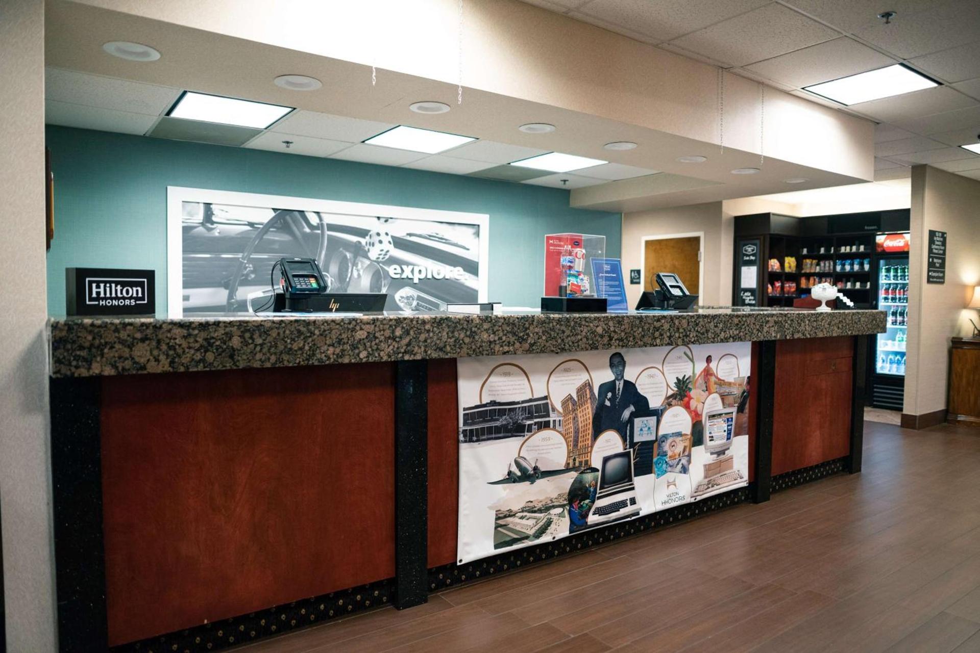 Hampton Inn Oklahoma City-Northwest photo 5