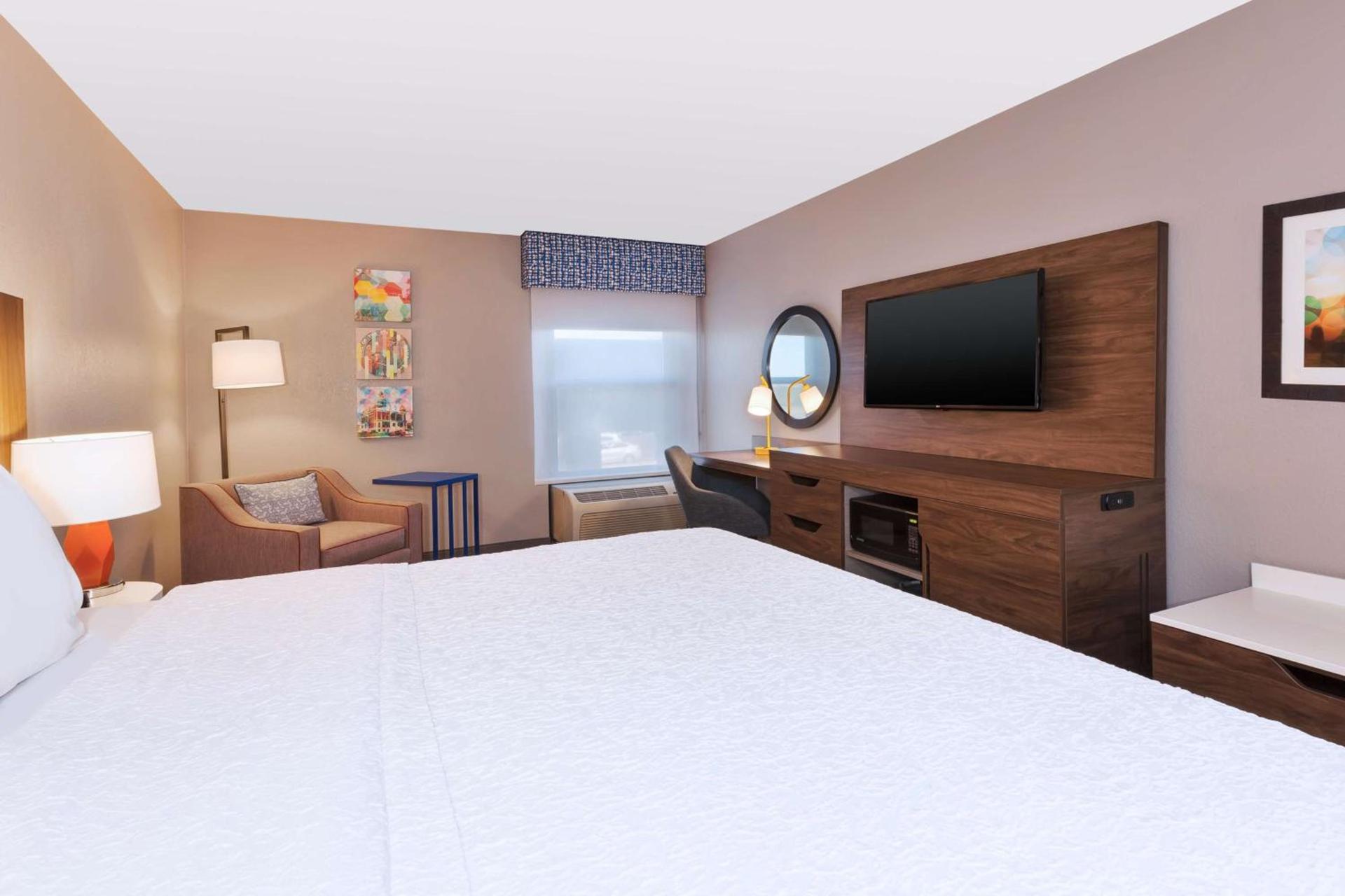 Hampton Inn Princeton photo 8