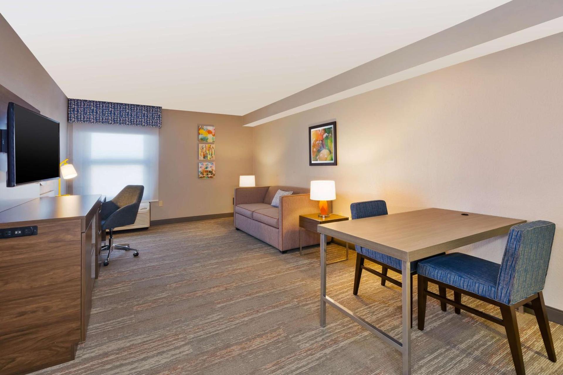 Hampton Inn Princeton photo 9