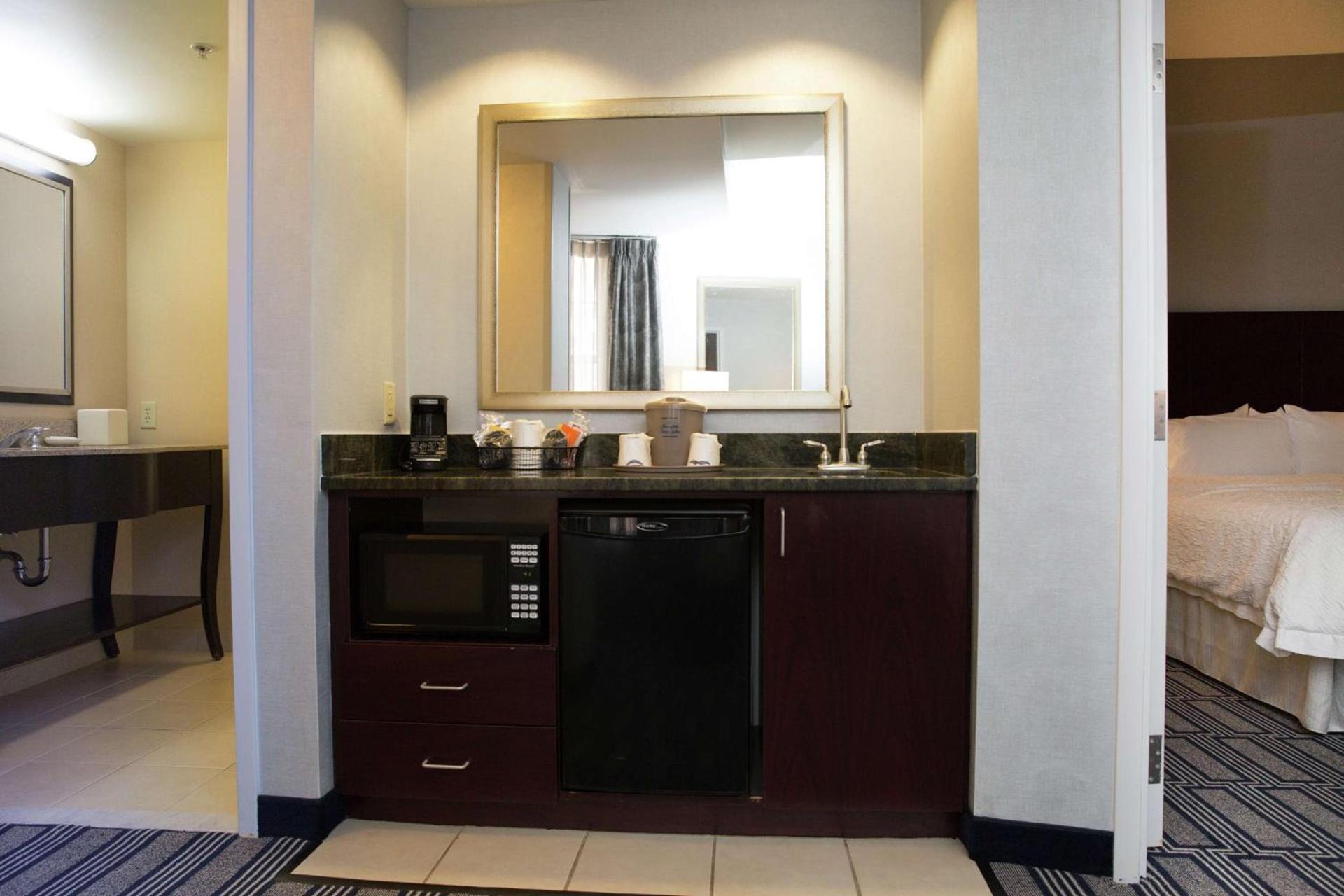 Hampton Inn & Suites Providence Downtown photo 25