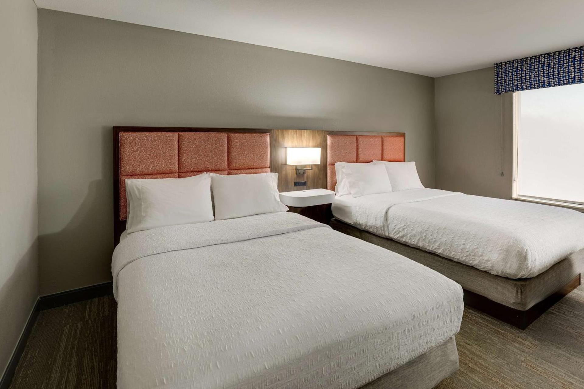 Hampton Inn & Suites St. Louis - Edwardsville photo 35