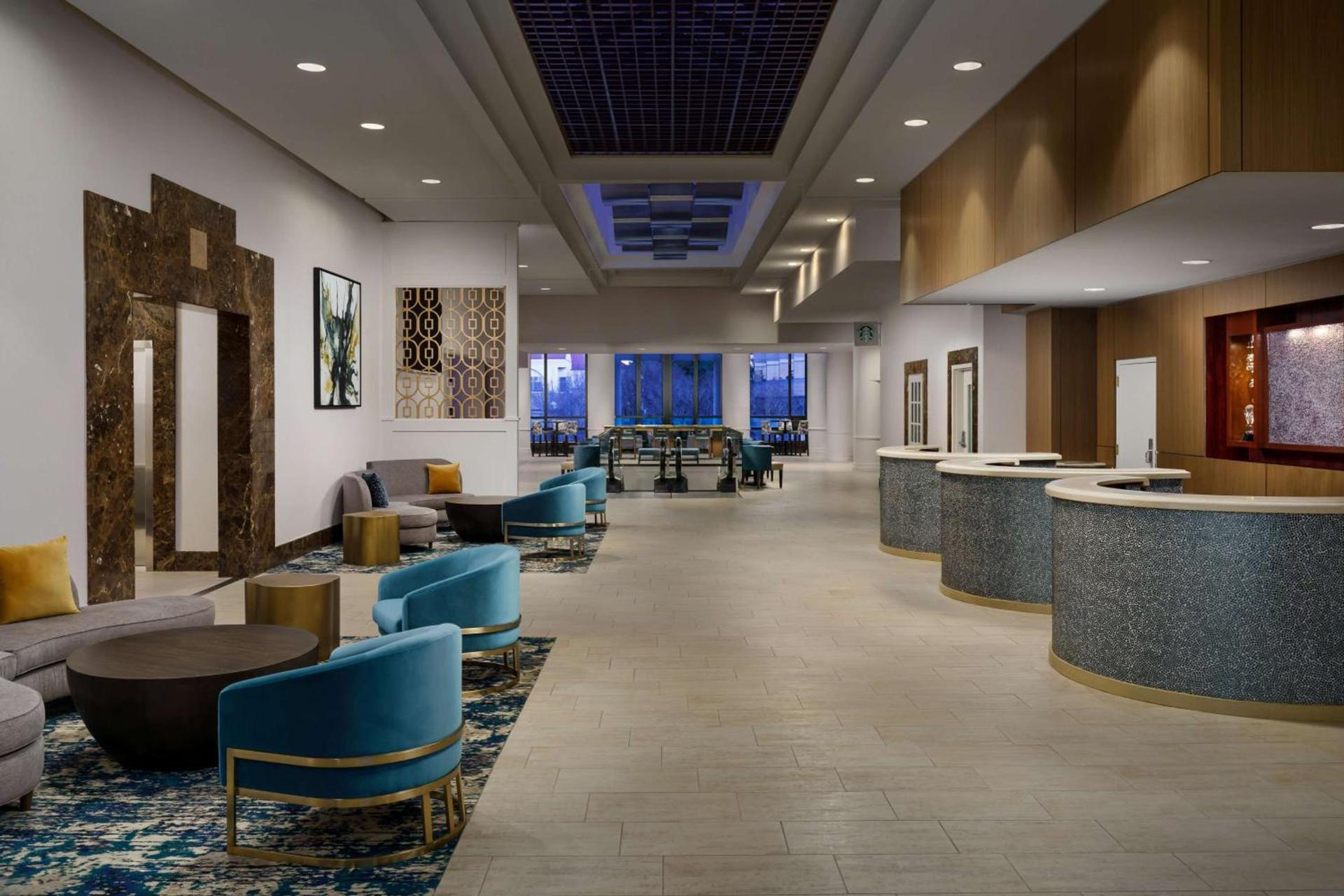 Hilton Charlotte University Place photo 8