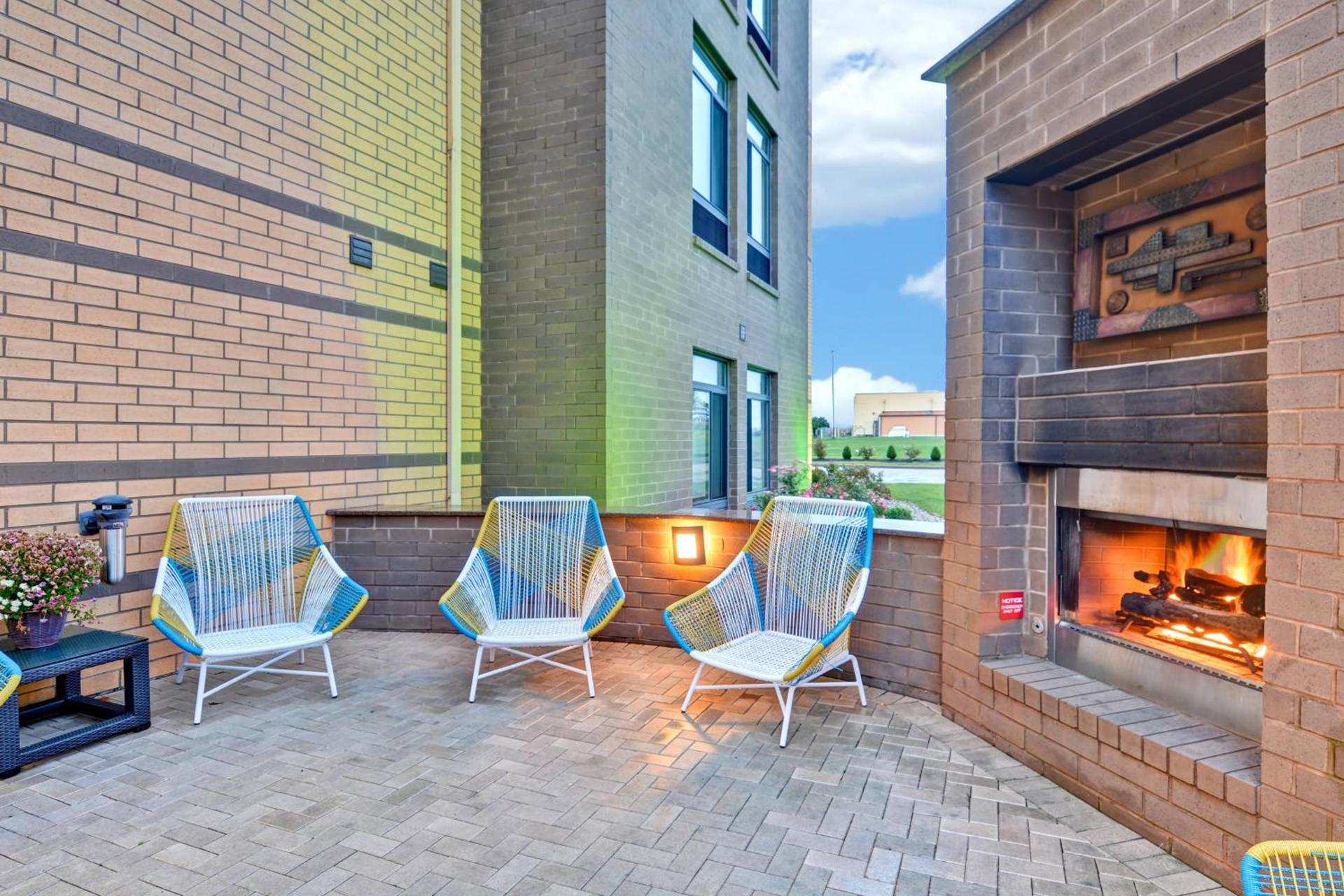 SpringHill Suites Cincinnati Airport South photo 17