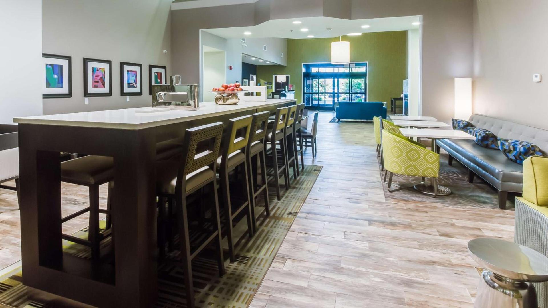 Hampton Inn White House photo 8