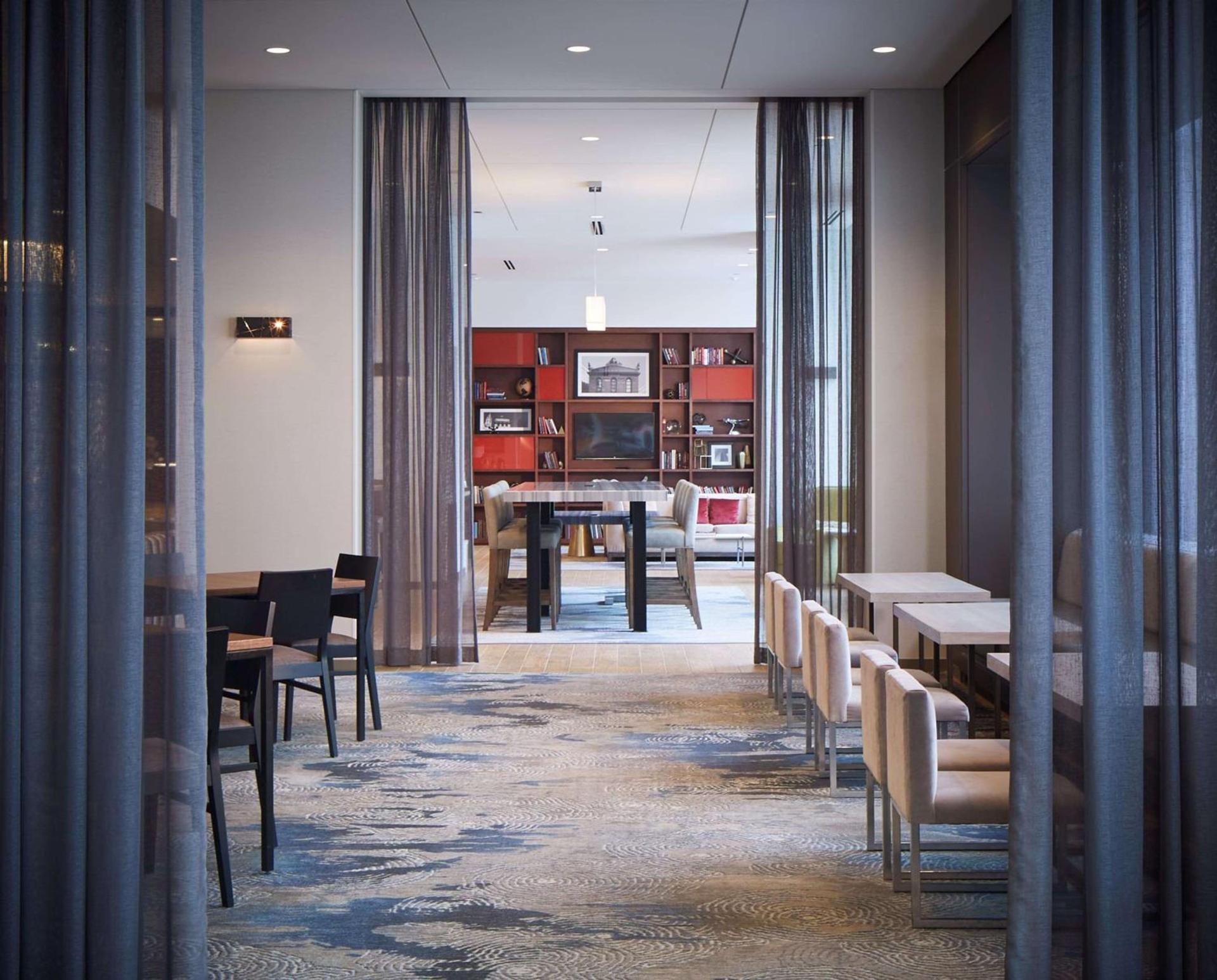 Hampton Inn Chicago West Loop Fulton Market Area photo 11