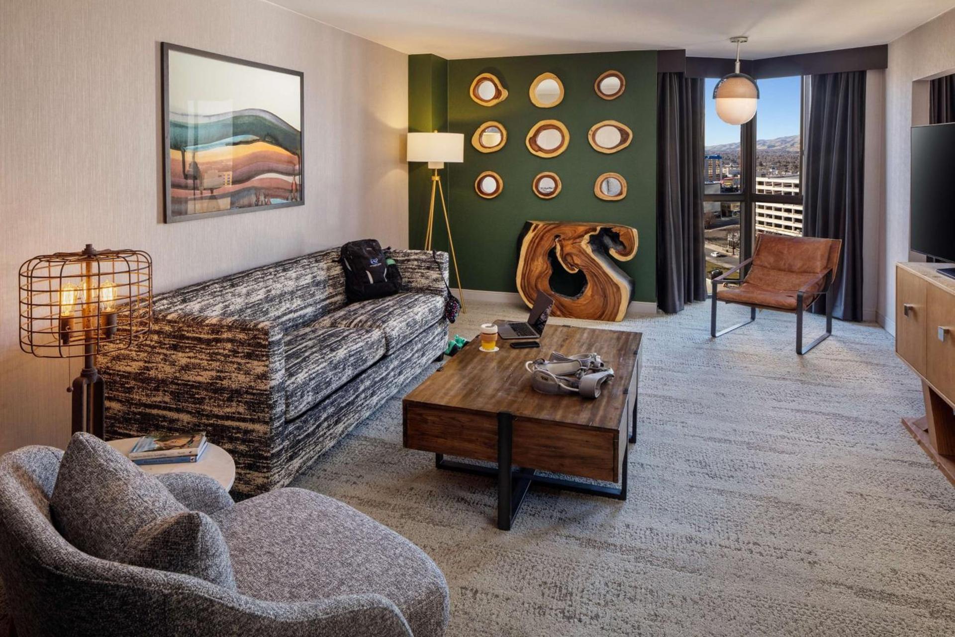 Whitney Peak Hotel Reno, Tapestry Collection by Hilton photo 15