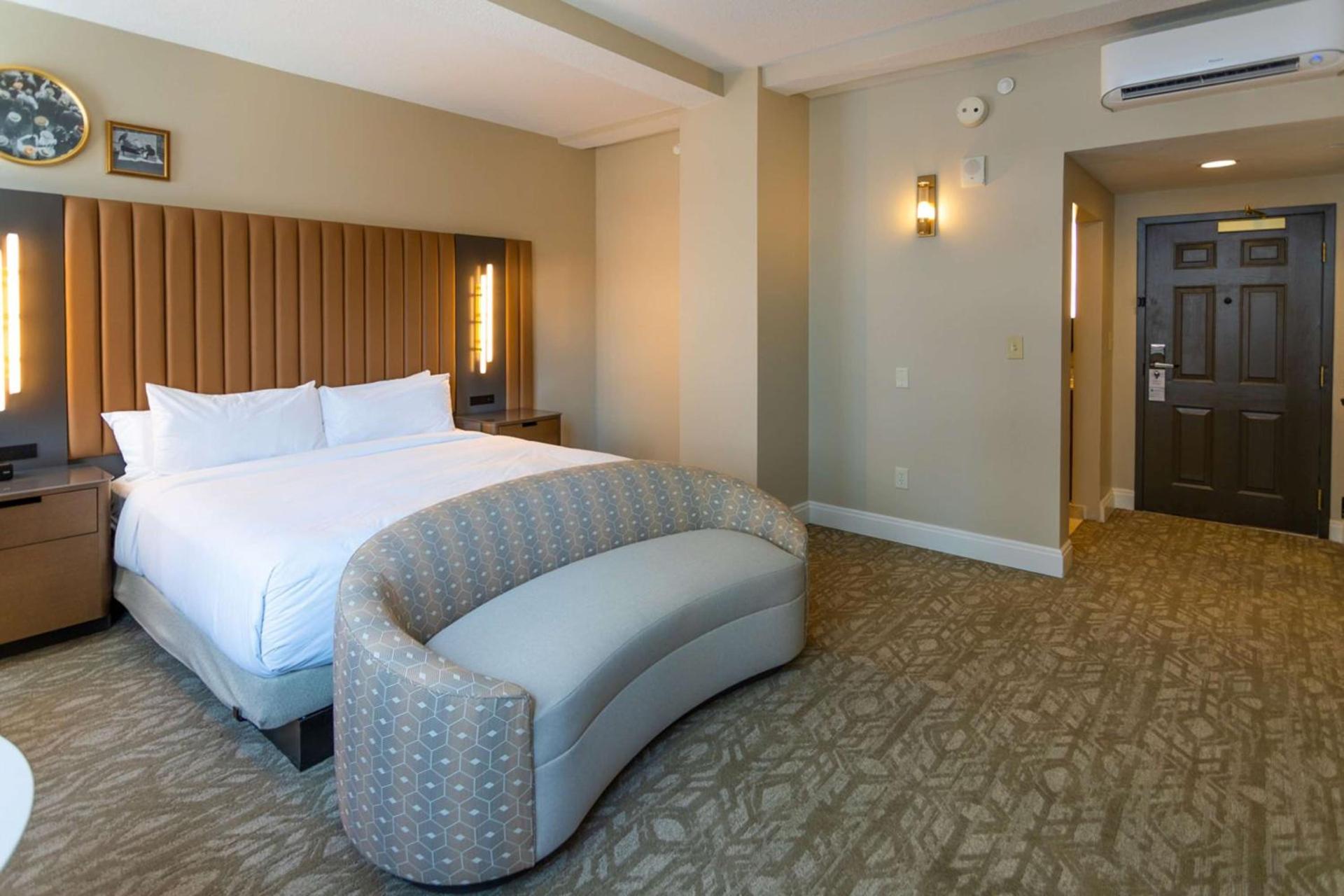 Hotel Flor Tampa Downtown, Tapestry Collection By Hilton photo 55