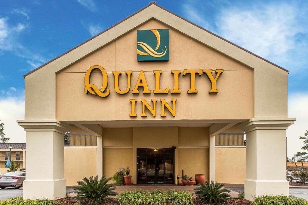 Quality Inn at Albany Mall photo 16