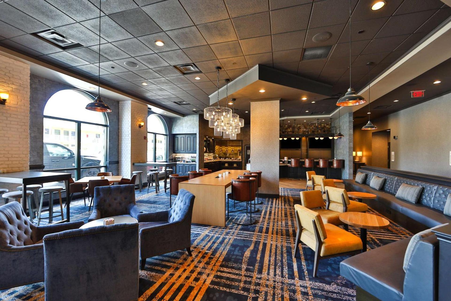 Hilton Garden Inn Savannah Historic District photo 59
