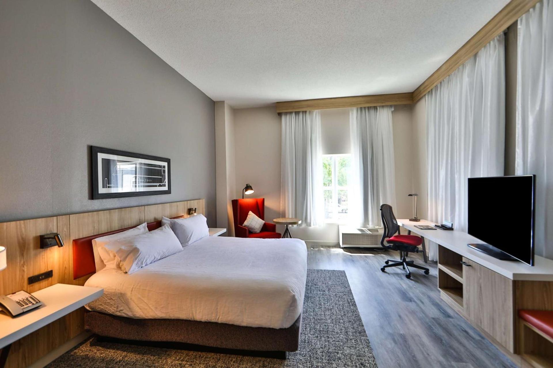 Hilton Garden Inn Savannah Historic District photo 18