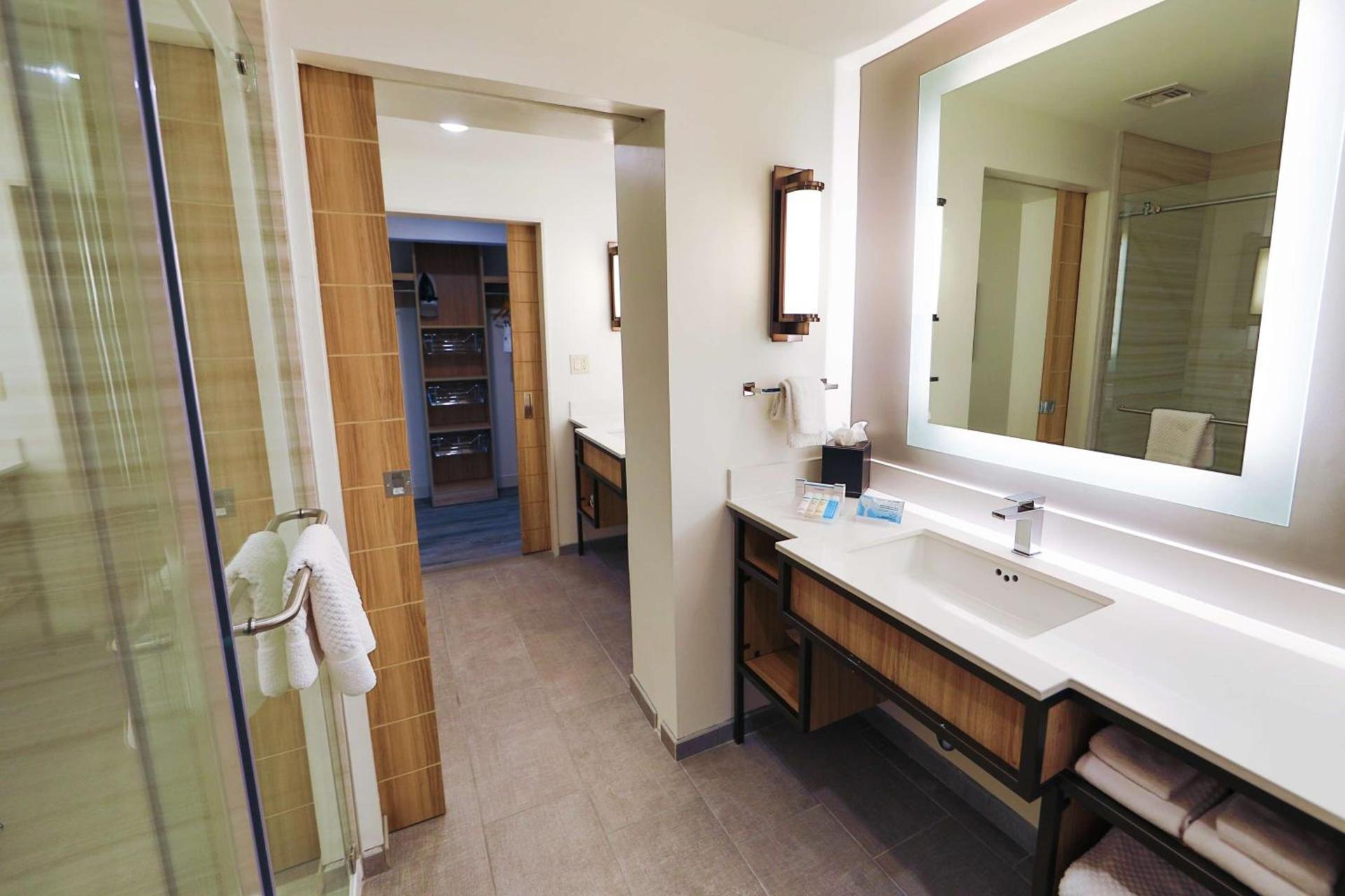 Hilton Garden Inn Savannah Historic District photo 6