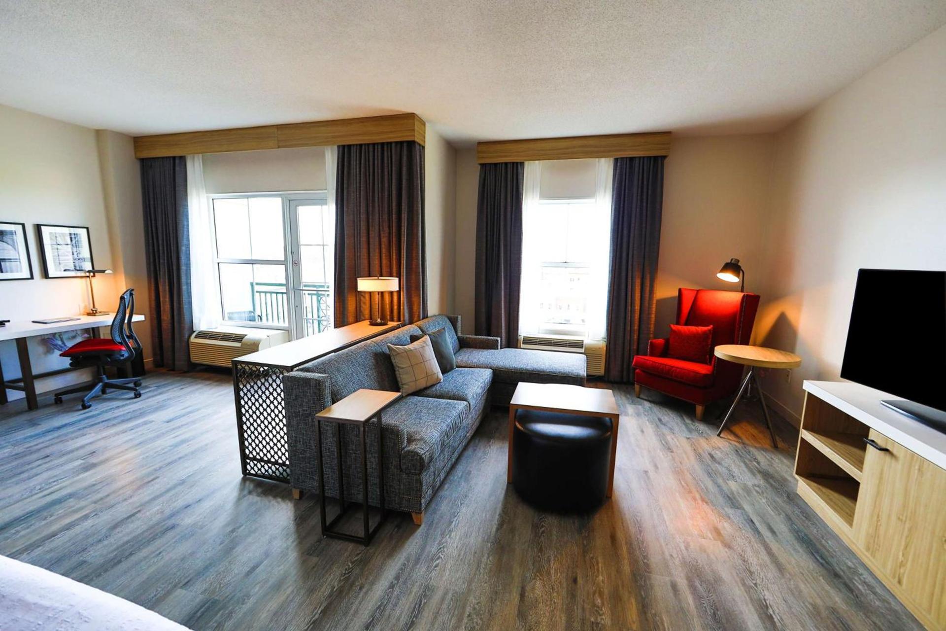 Hilton Garden Inn Savannah Historic District photo 15