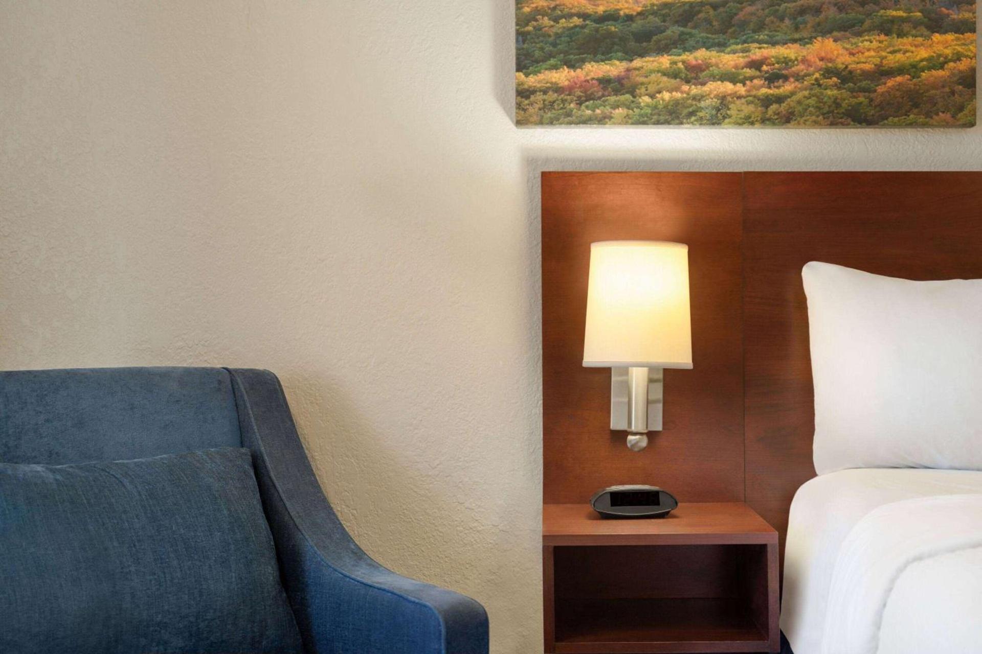 Days Inn by Wyndham Dillon photo 7