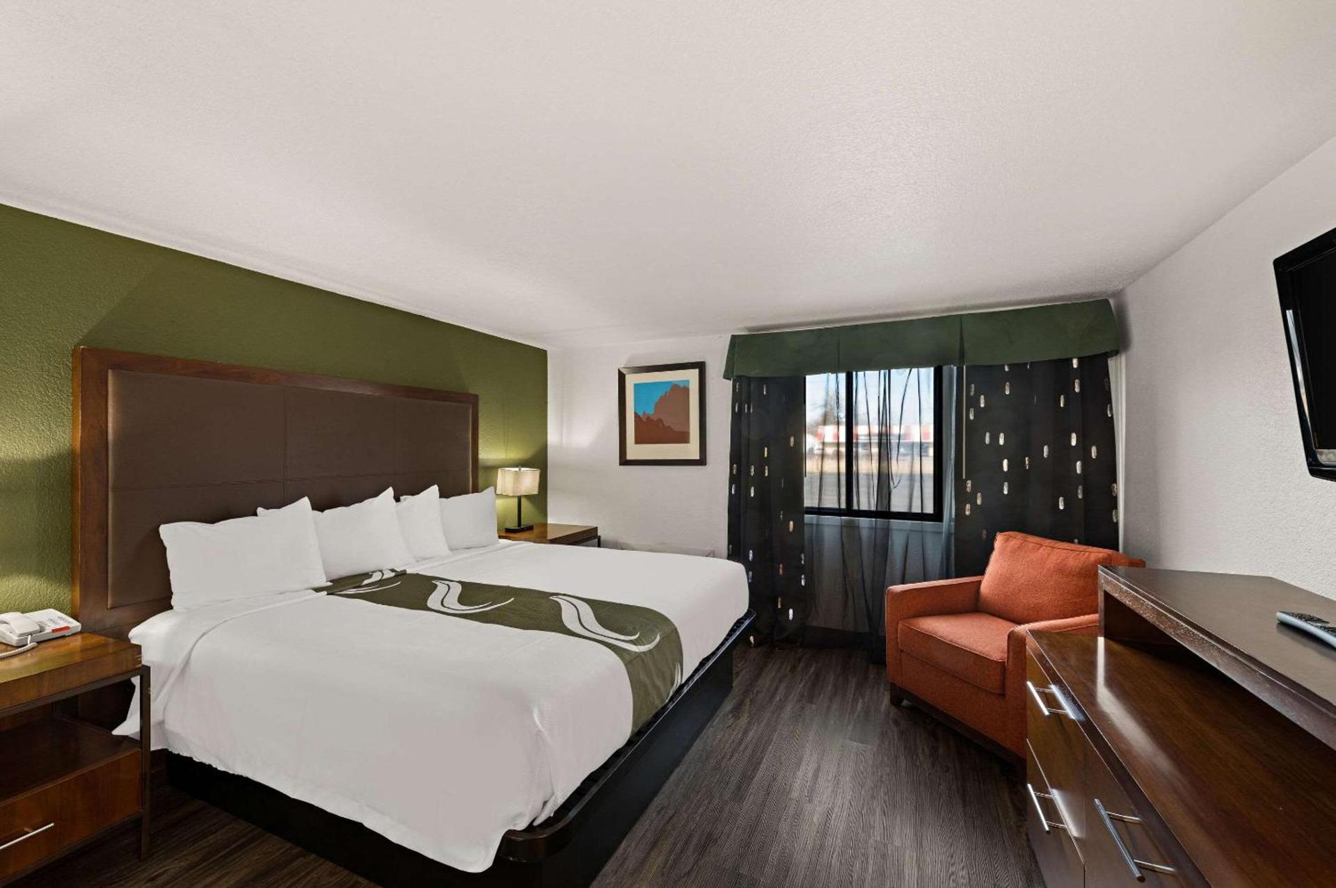 Quality Inn & Suites Council Bluffs - Omaha East photo 8