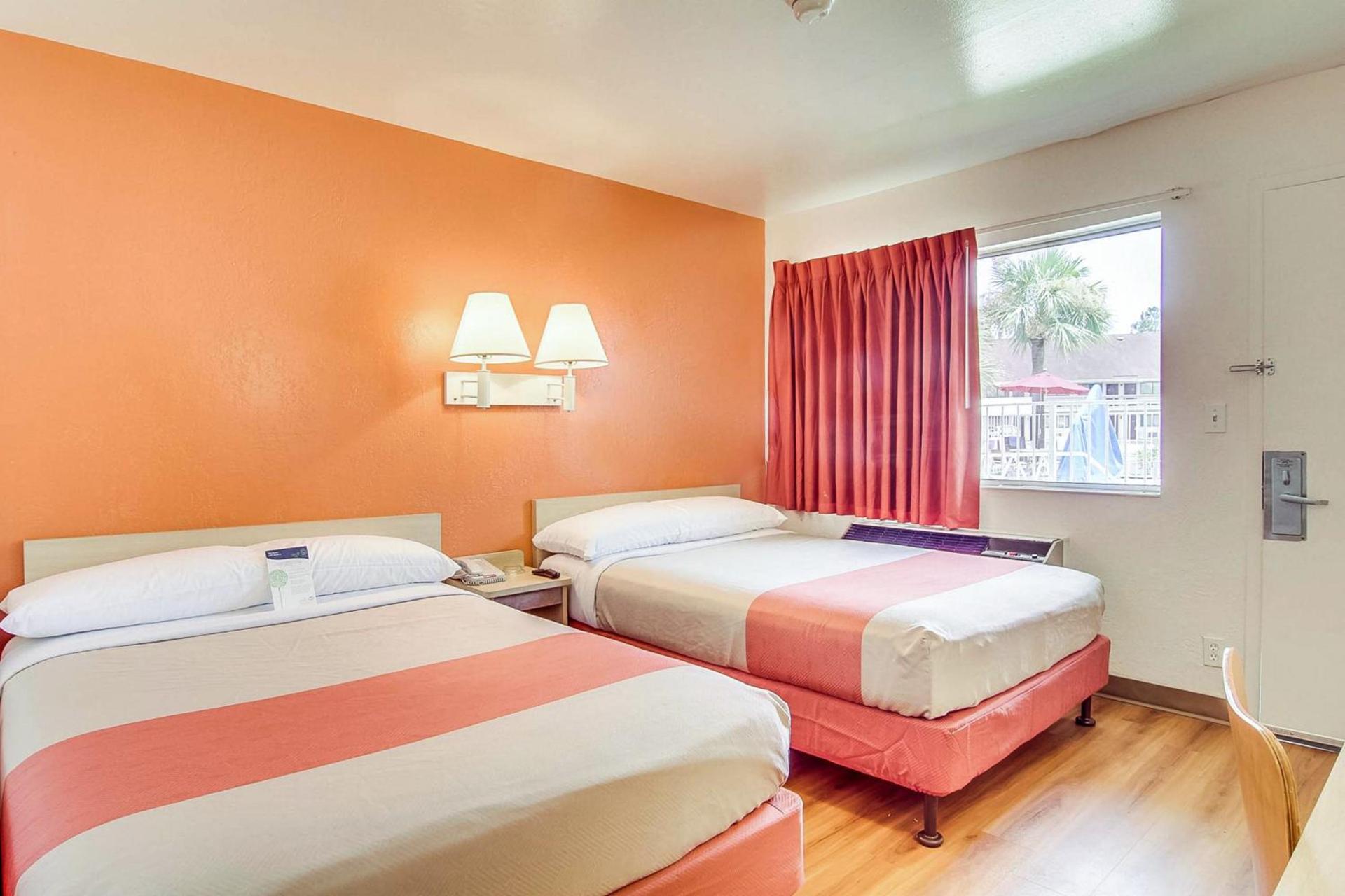 Motel 6-Jacksonville, FL - Orange Park photo 3