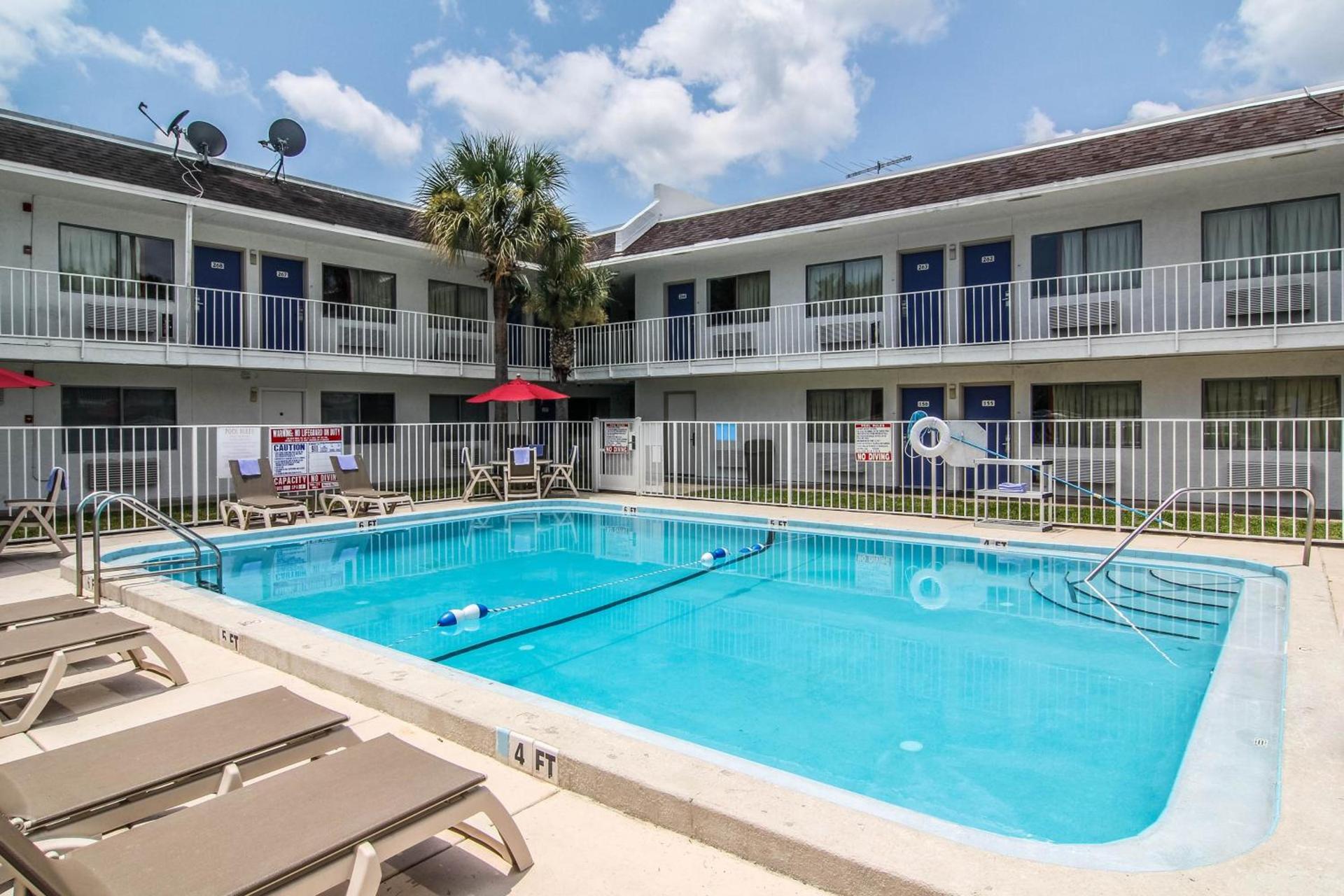 Motel 6-Jacksonville, FL - Orange Park photo 2