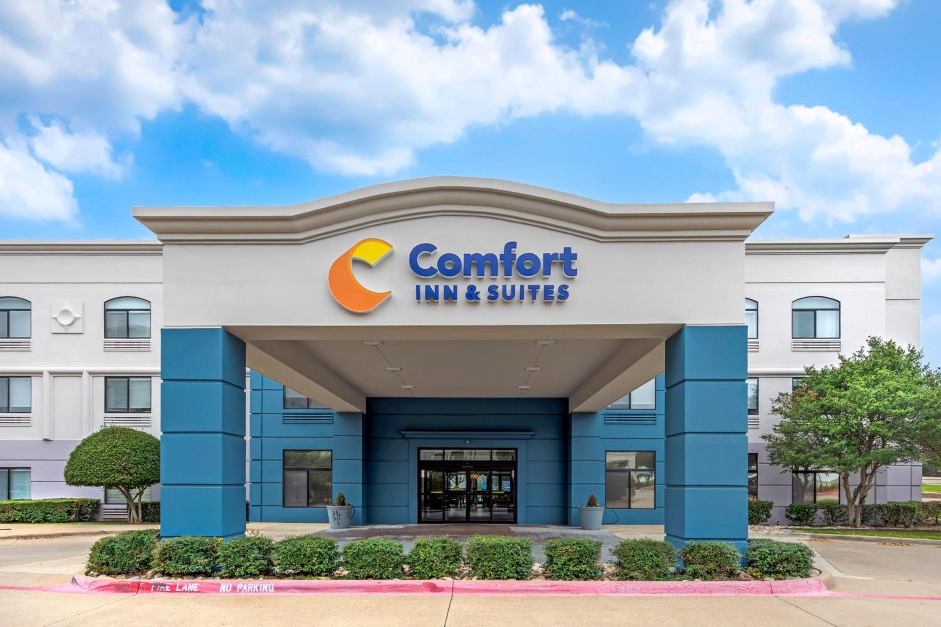 Comfort Inn & Suites Irving Las Colinas DFW photo 3