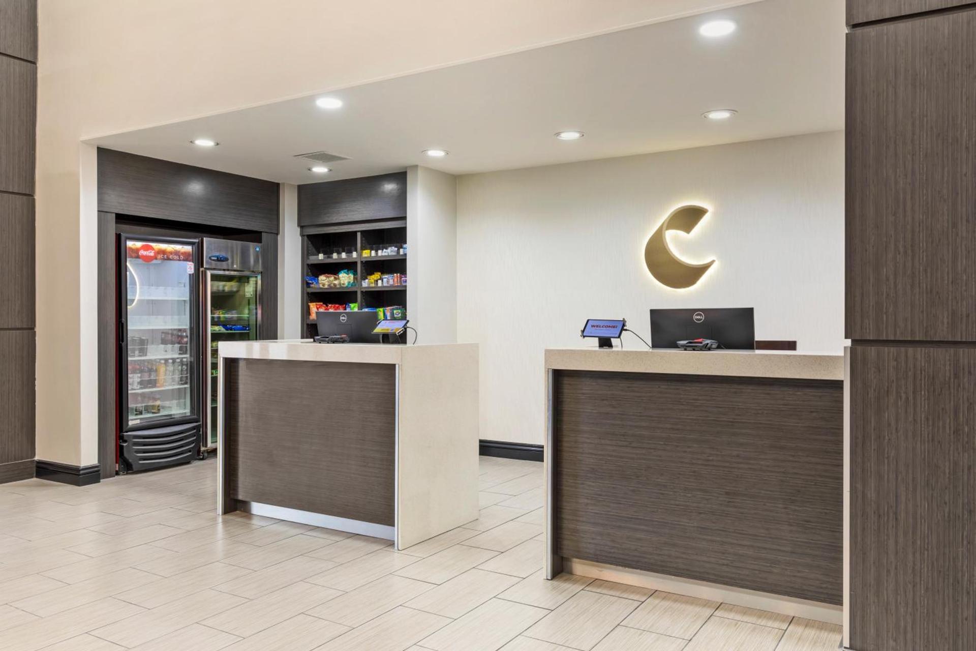 Comfort Inn & Suites Irving Las Colinas DFW photo 6