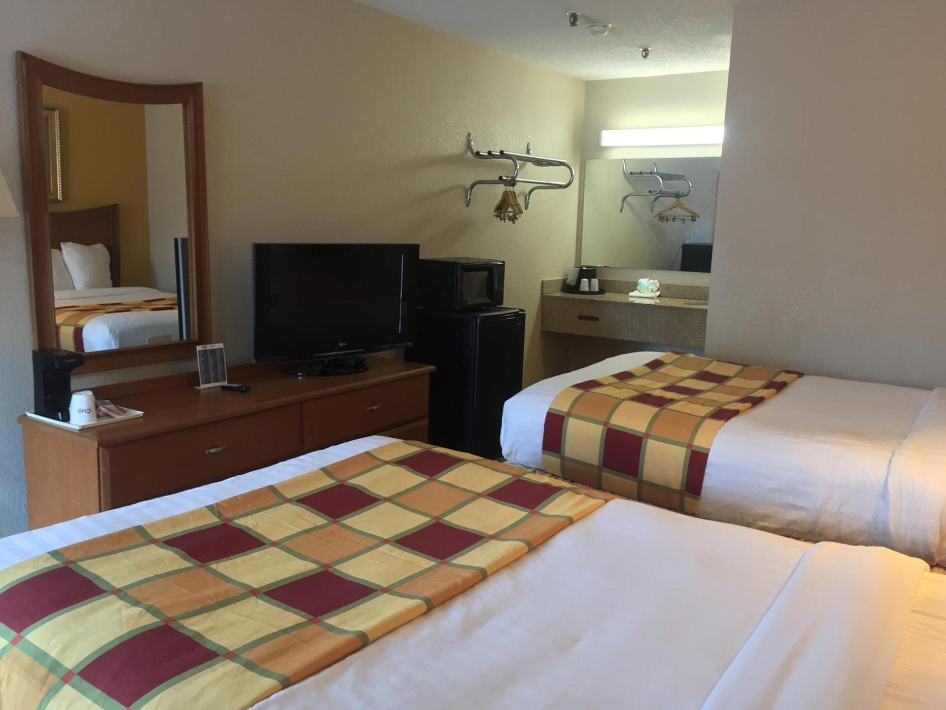 Budget Inn Sanford International Airport photo 22