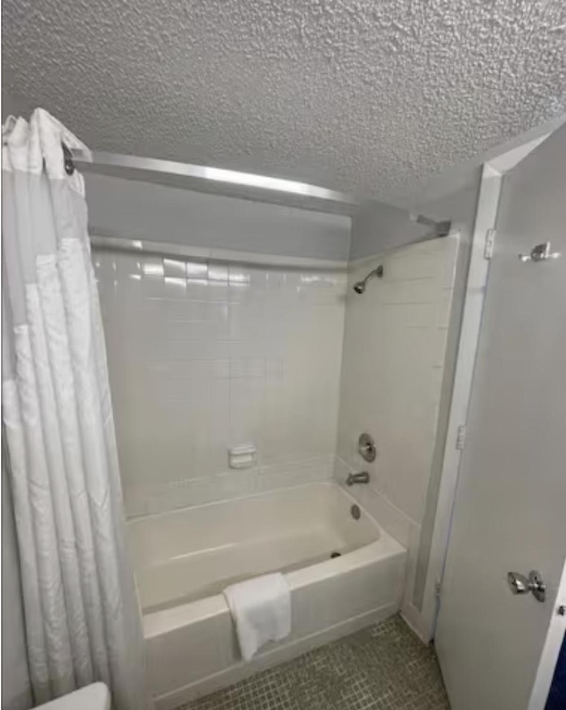 Oasis Hotel photo 30