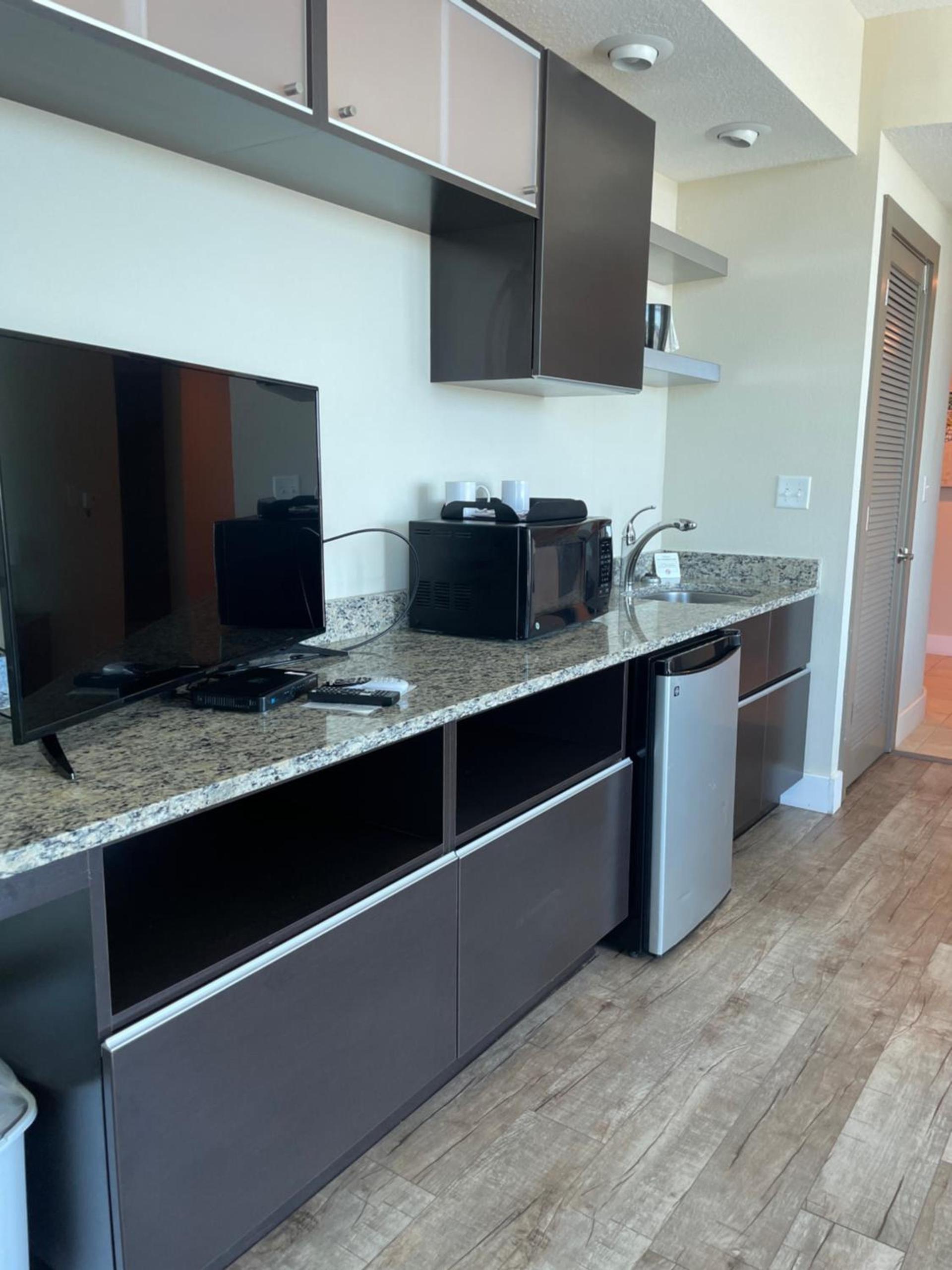 South Beach Biloxi Hotel & Suites photo 61