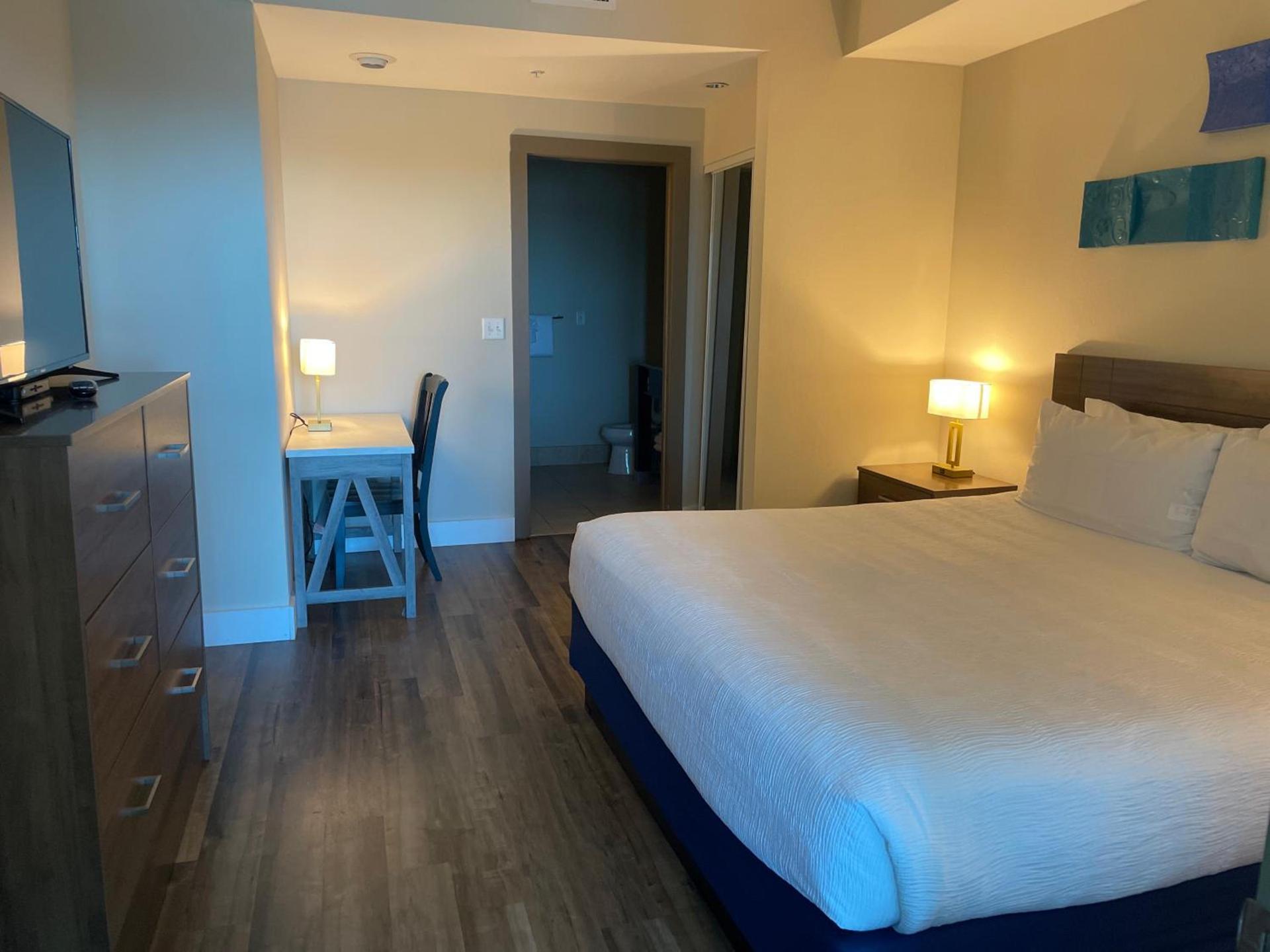 South Beach Biloxi Hotel & Suites photo 69