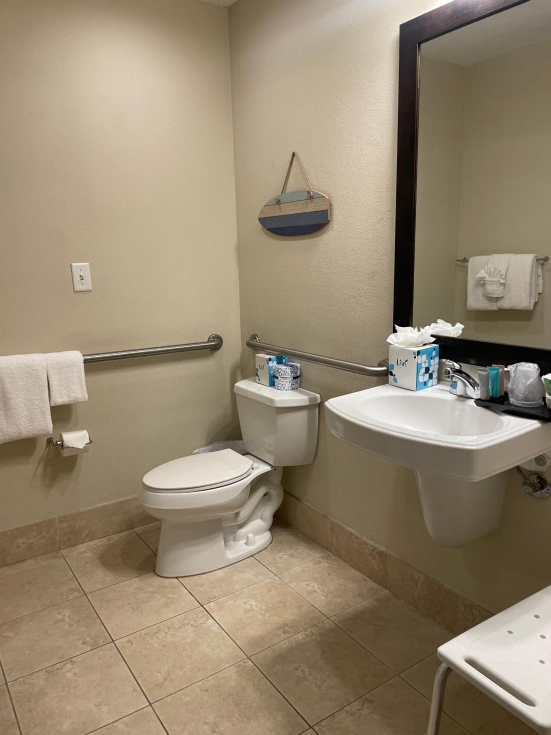 South Beach Biloxi Hotel & Suites photo 73